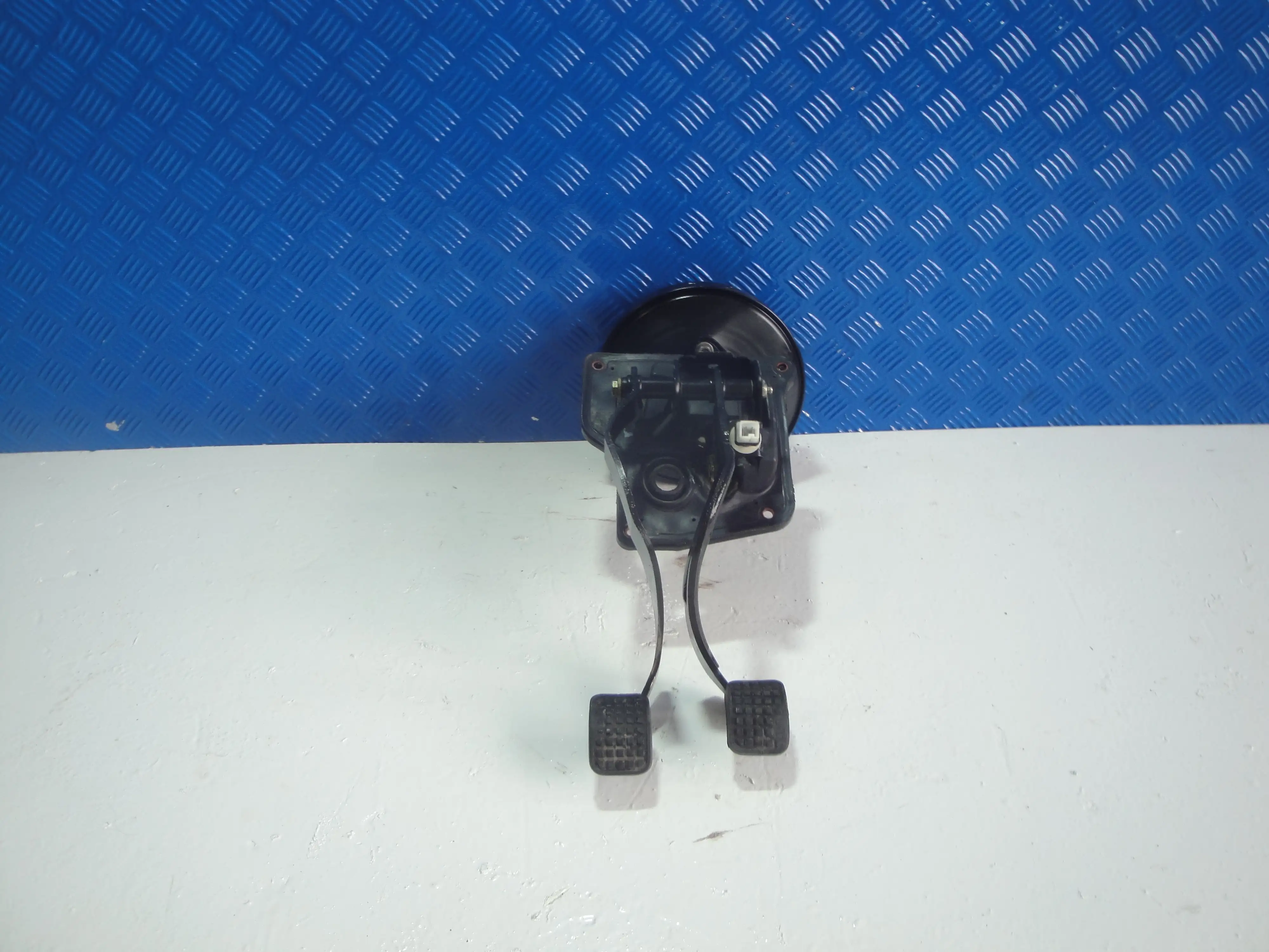 Πεταλιέρα Citroen Saxo …