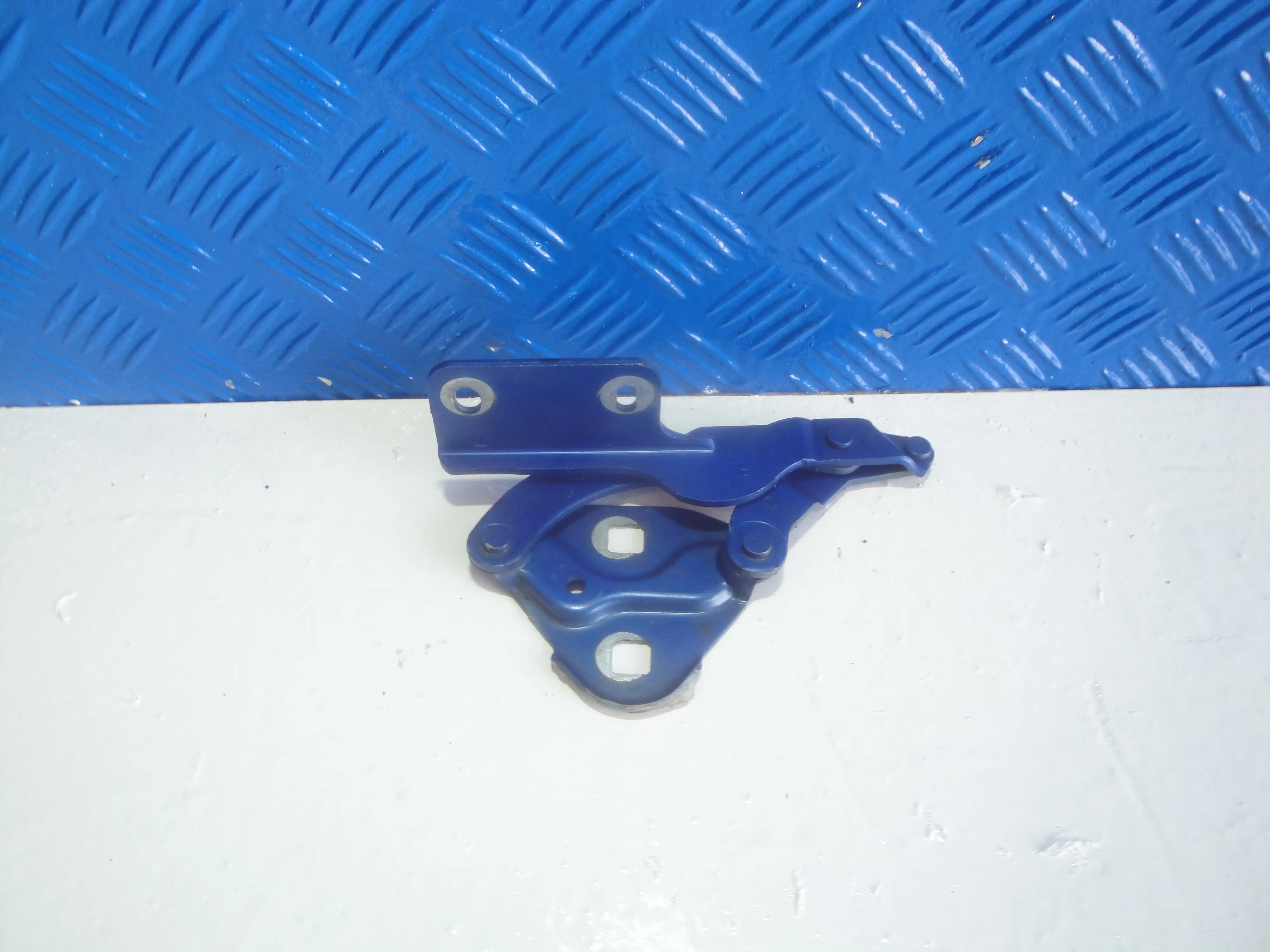 Μεντεσέδες Καπο Εμπρός …