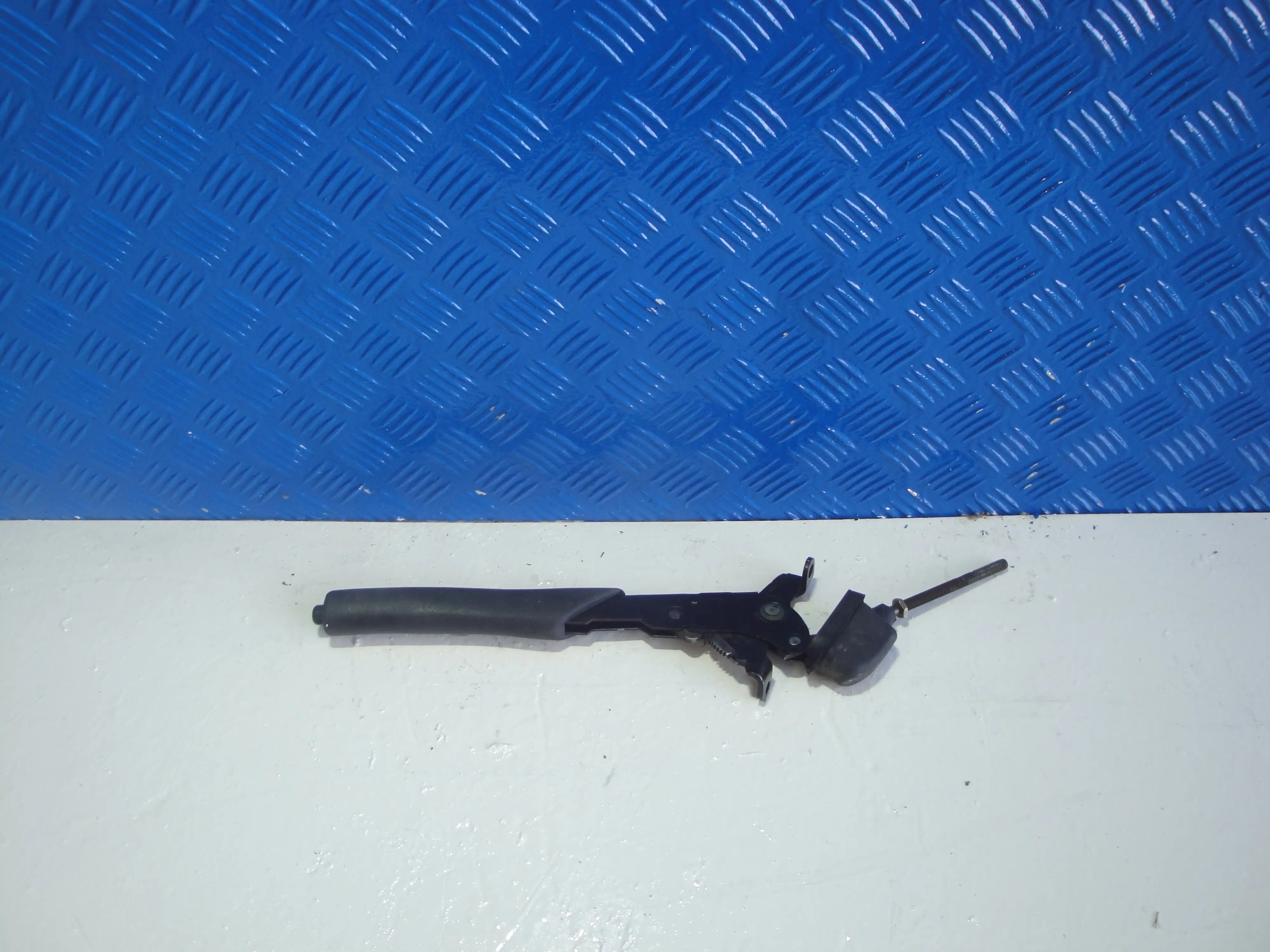 Χειρόφρενο Citroen Saxo …