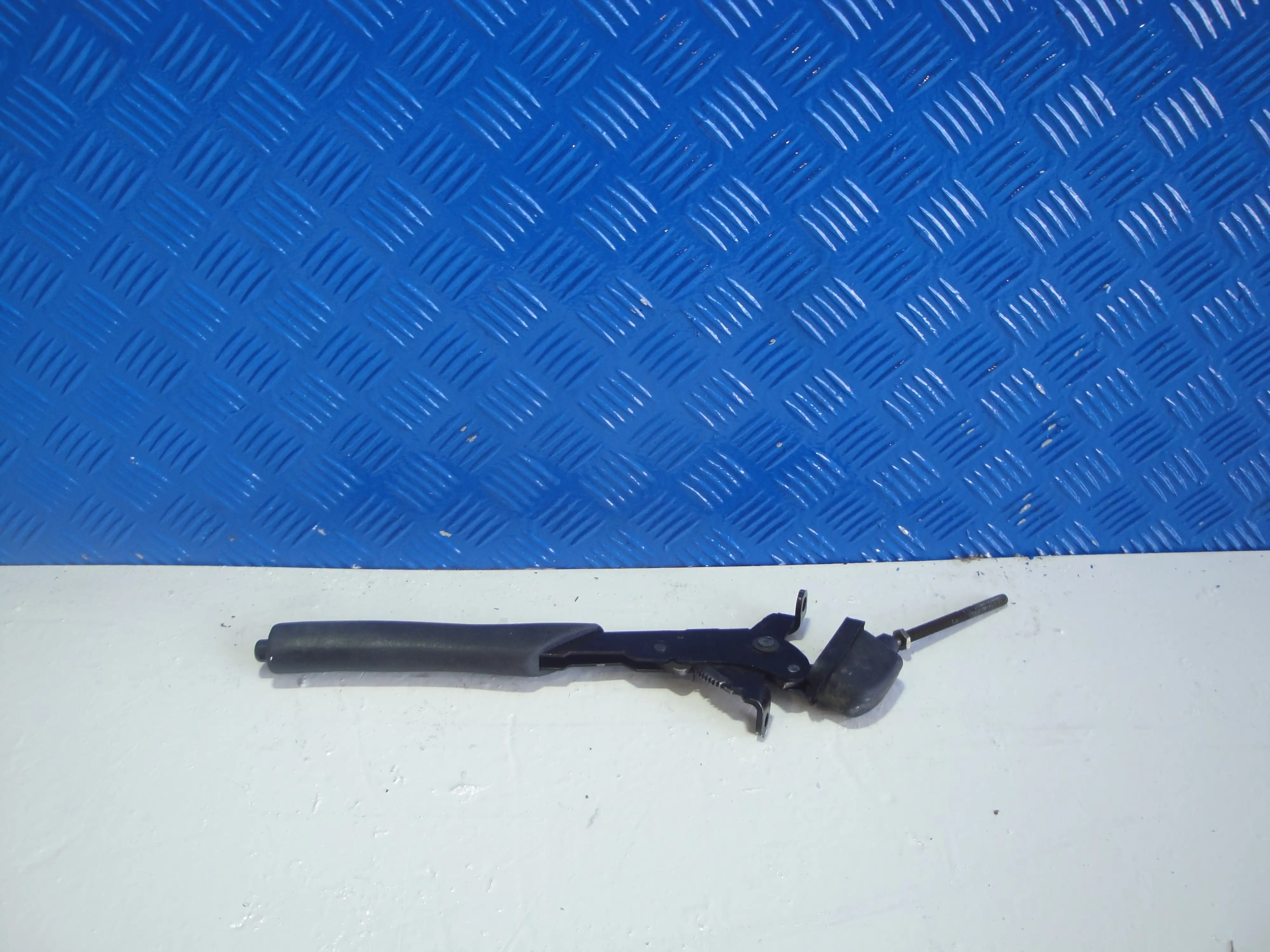 Χειρόφρενο Citroen Saxo …