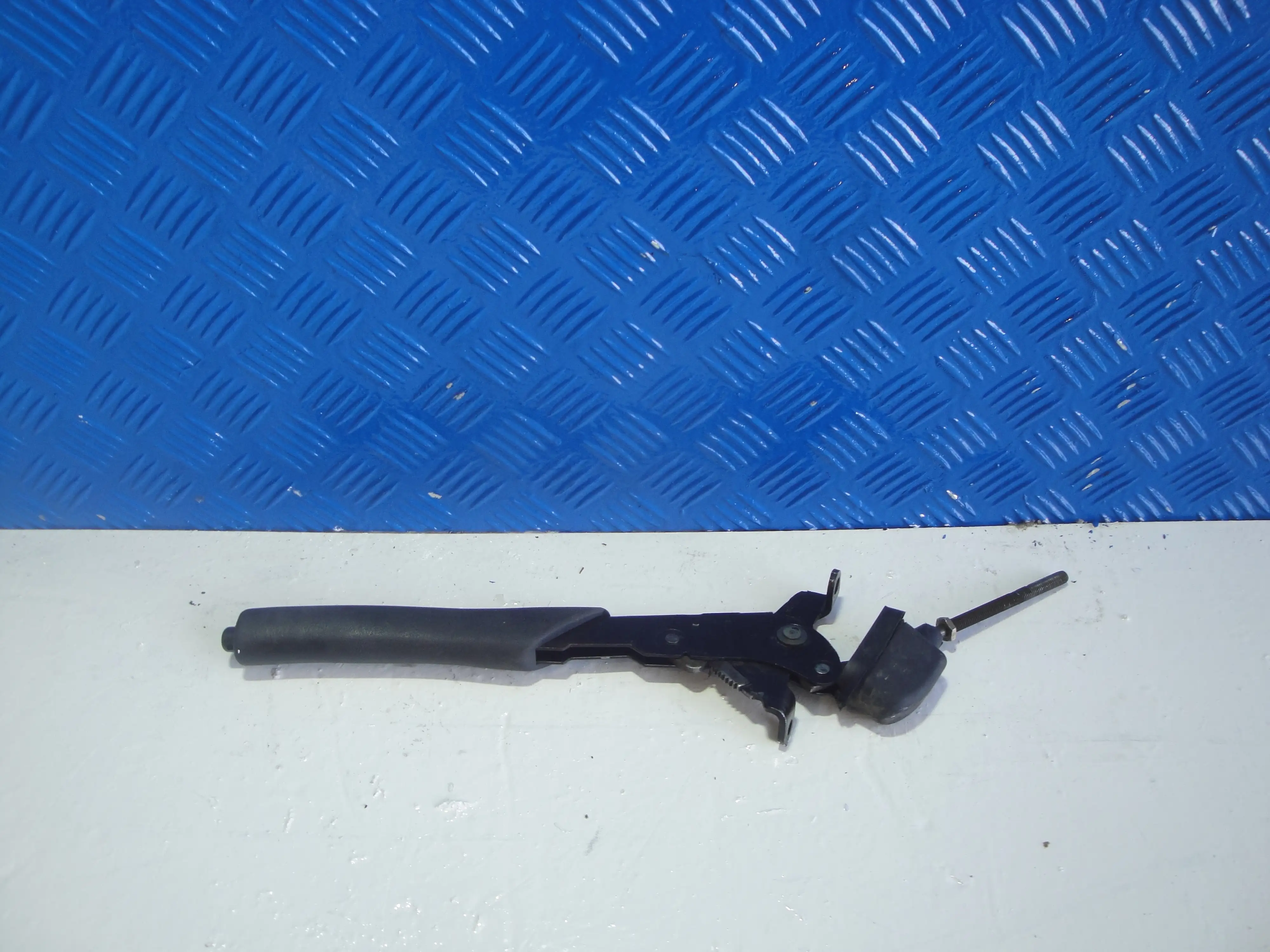 Χειρόφρενο Citroen Saxo …