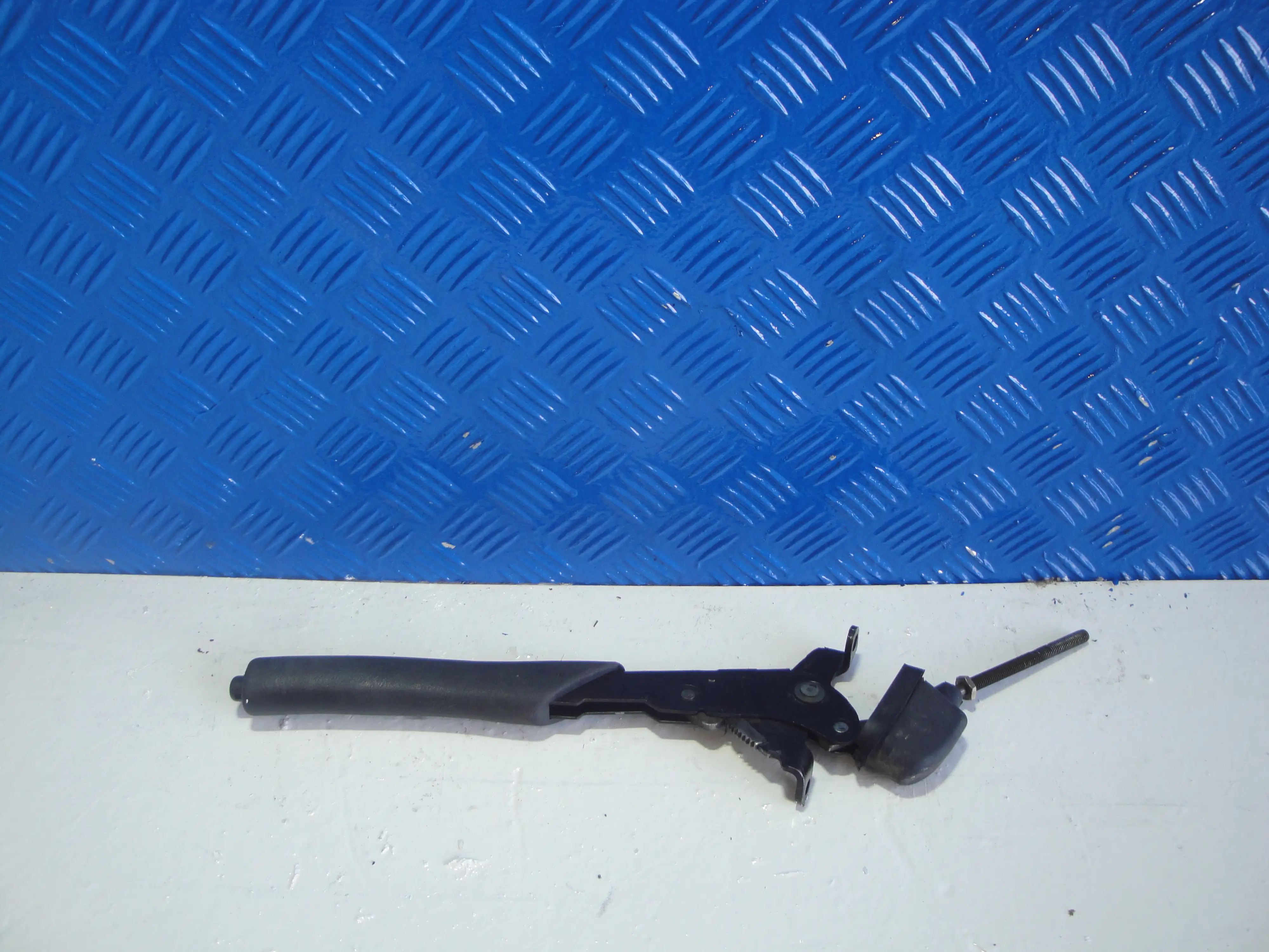 Χειρόφρενο Citroen Saxo …