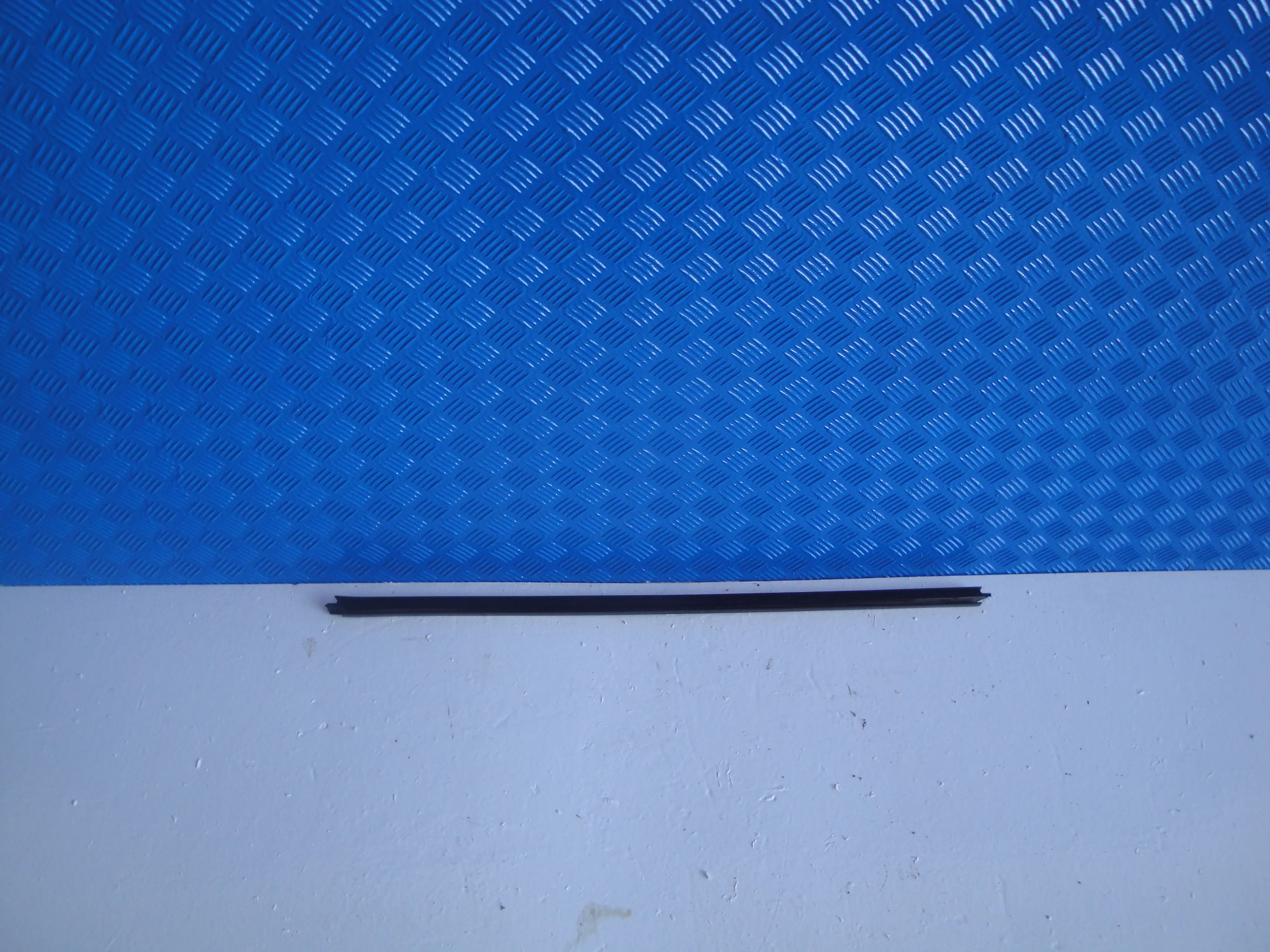 Ελαστικό Γλύστρα Παραθύρου …