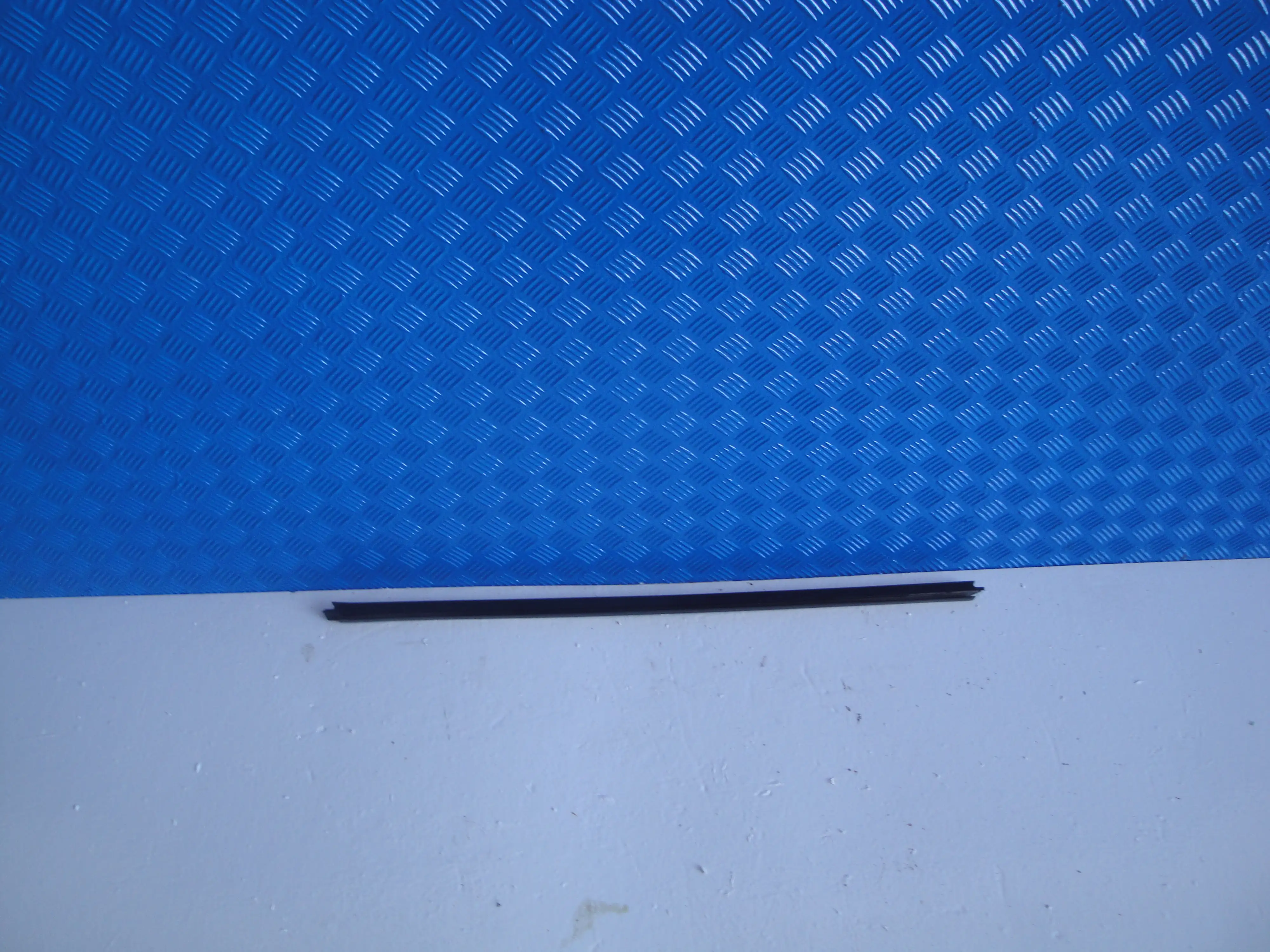 Ελαστικό Γλύστρα Παραθύρου …