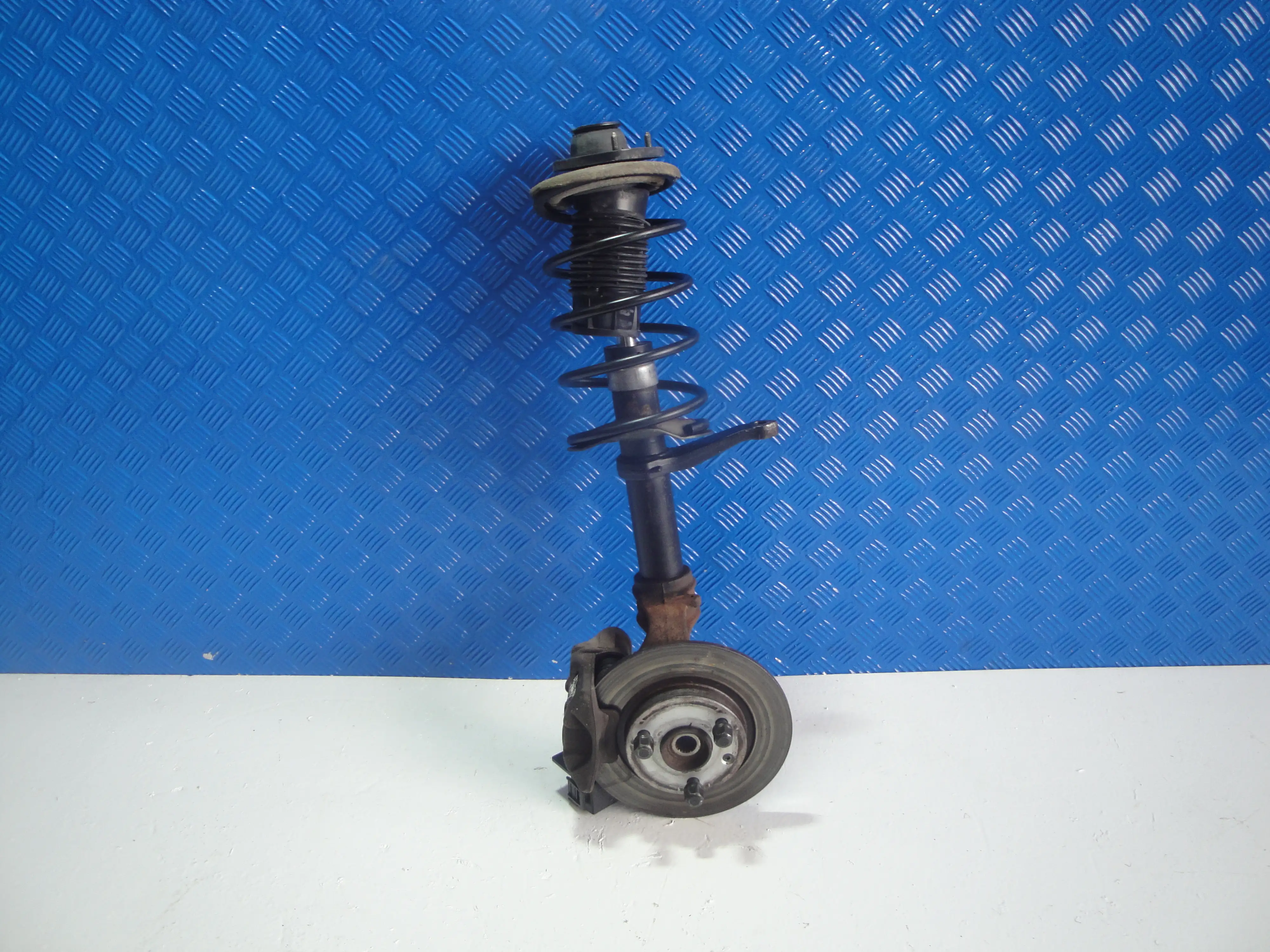 Ακραξόνιο Εμπρός Αριστερά …