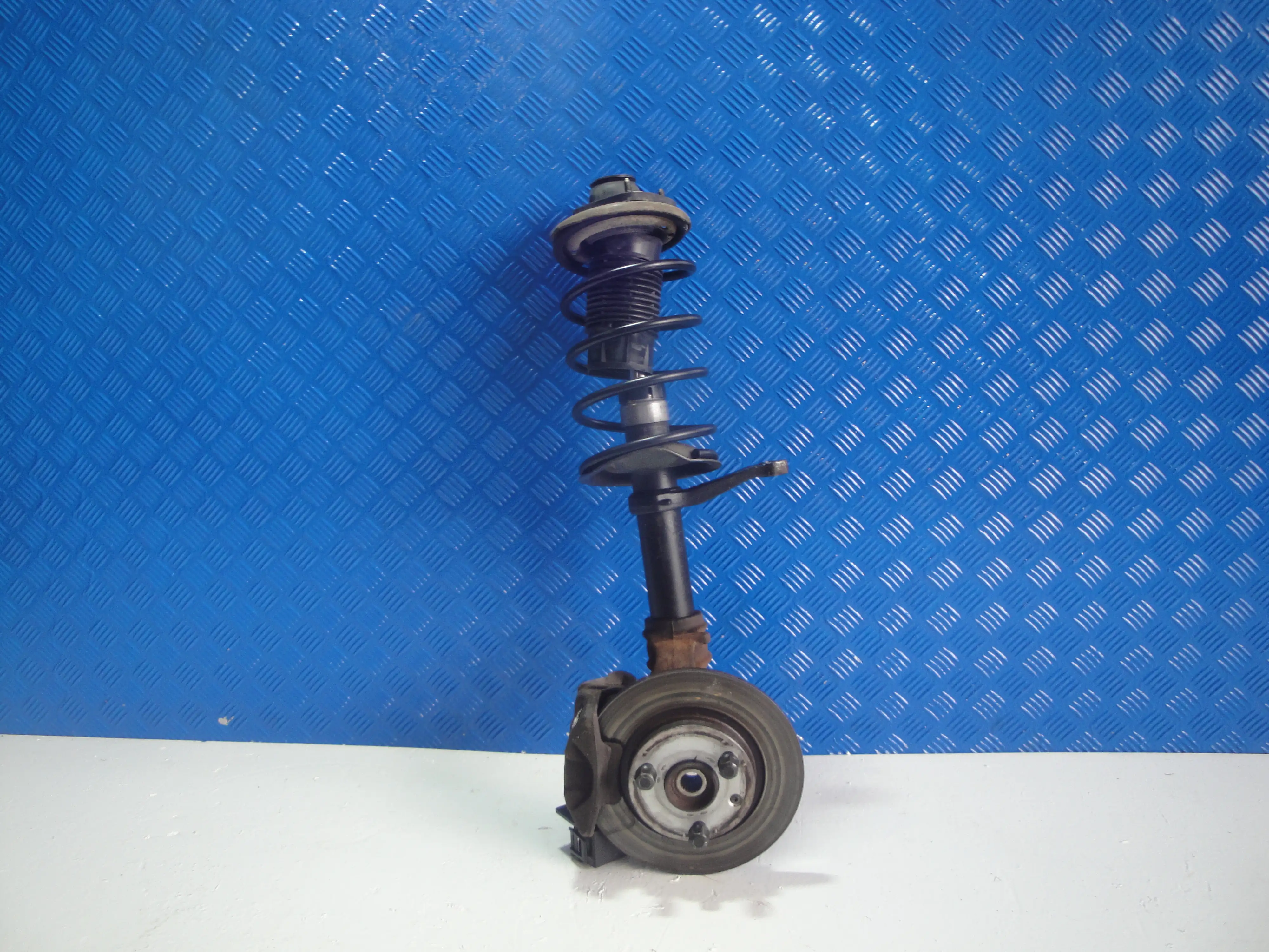 Ακραξόνιο Εμπρός Αριστερά …