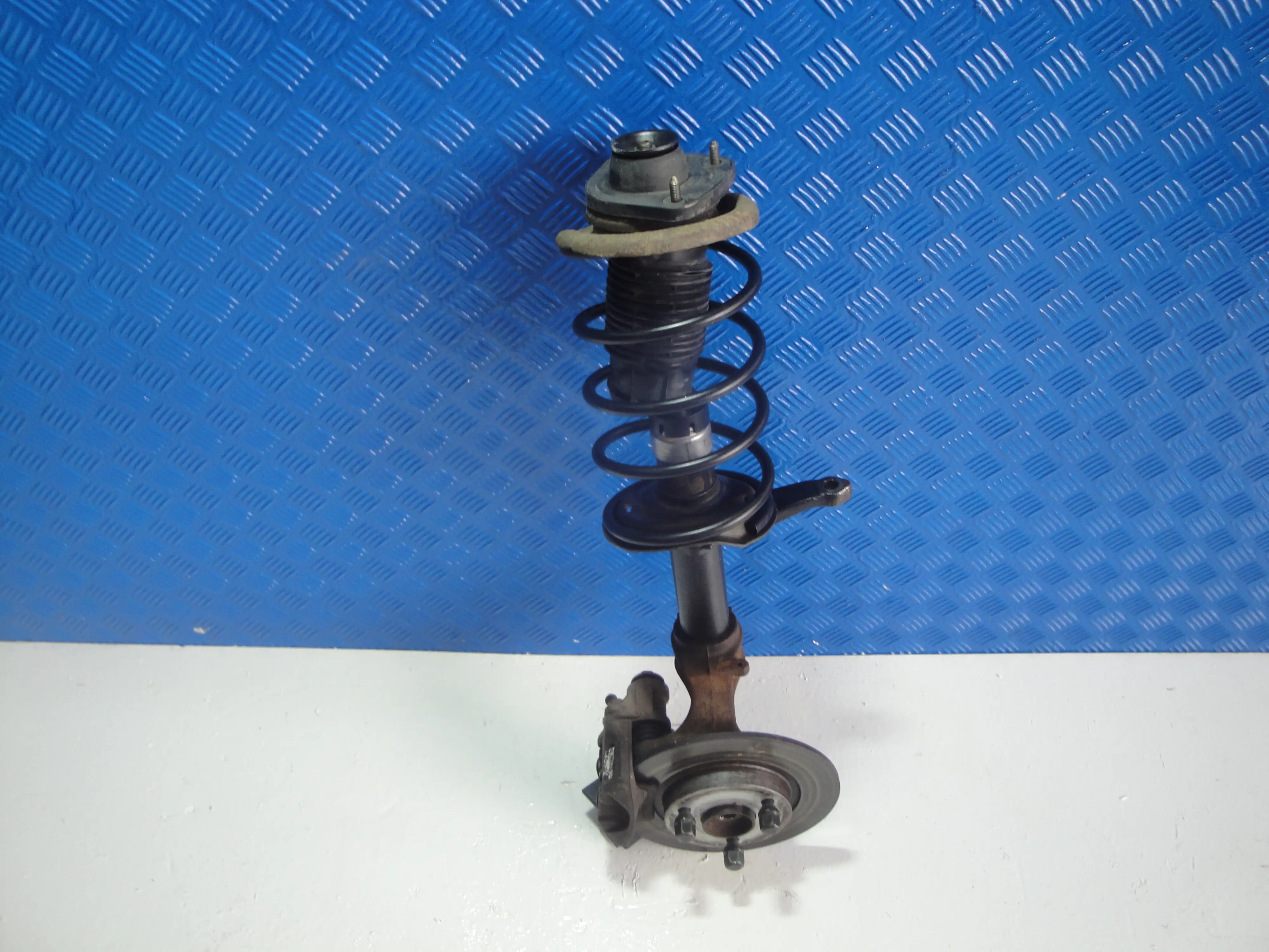 Ακραξόνιο Εμπρός Αριστερά …