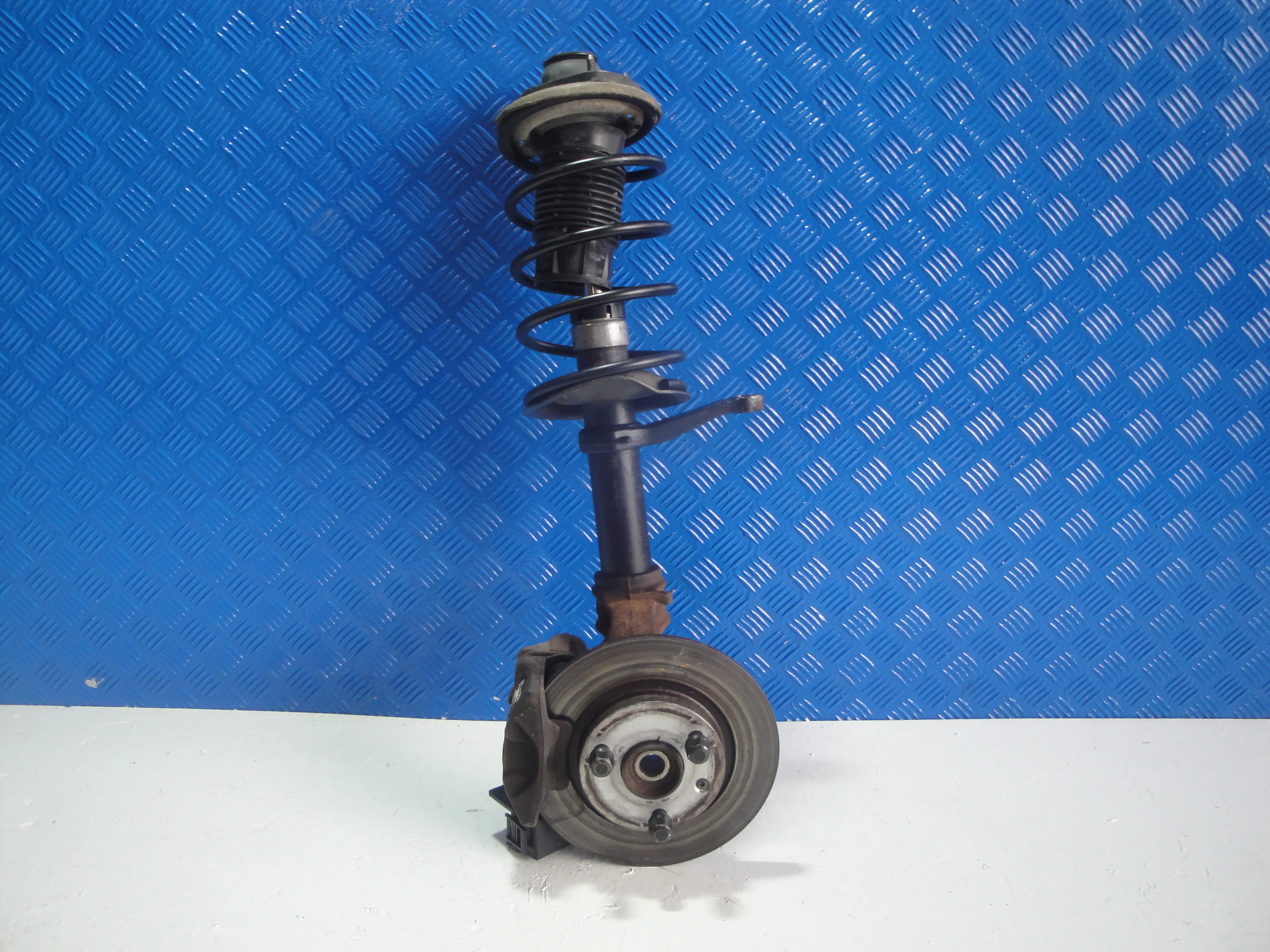 Ακραξόνιο Εμπρός Αριστερά …