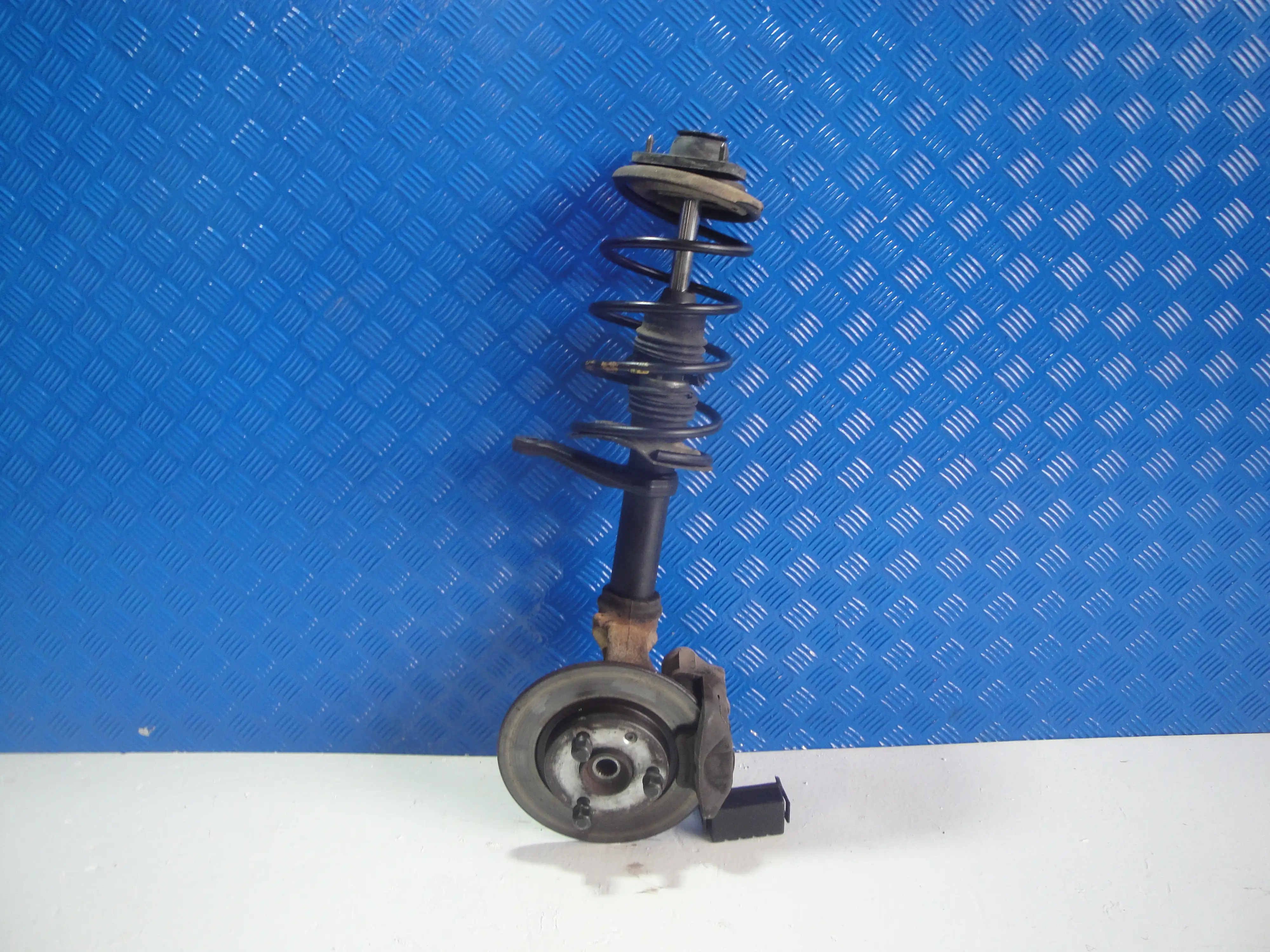 Ακραξόνιο Εμπρός Δεξια …