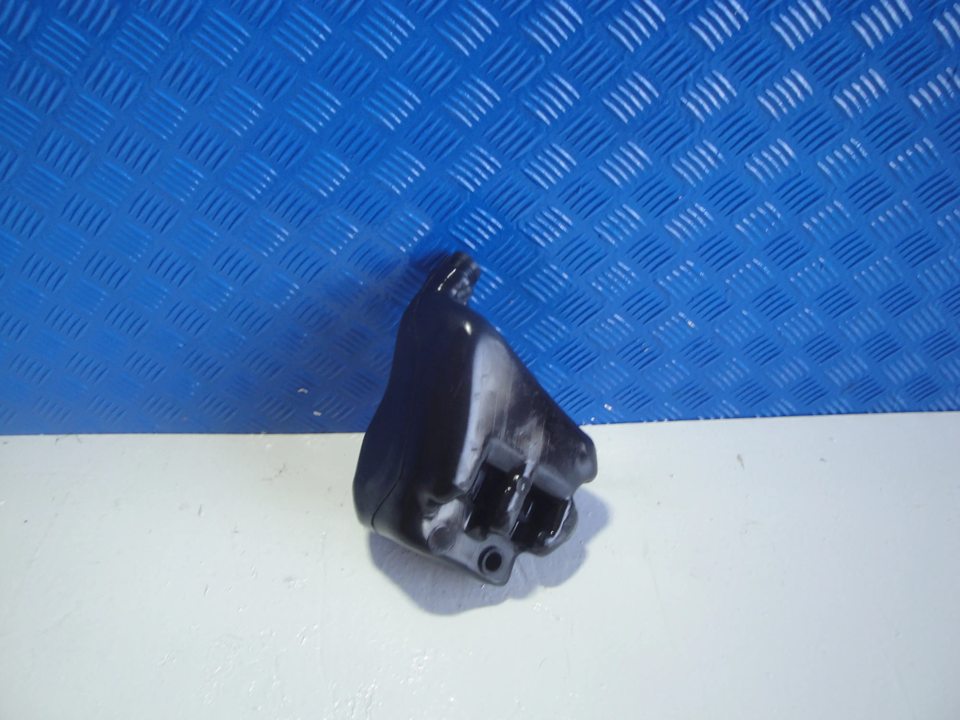 Δοχείο Νερού Υαλοκαθαριστήρων …