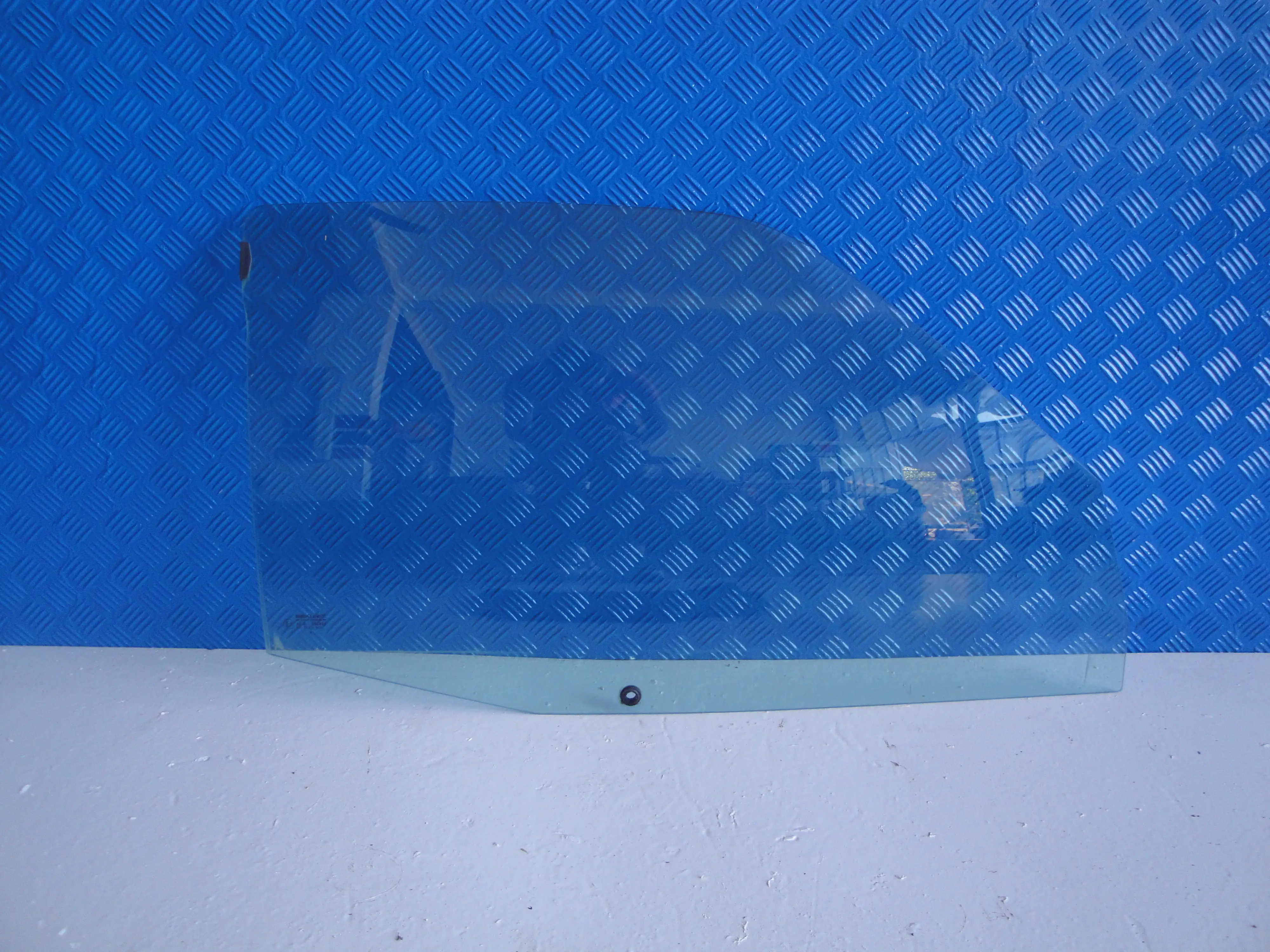 Τζαμι Παραθυρου Εμπρος …