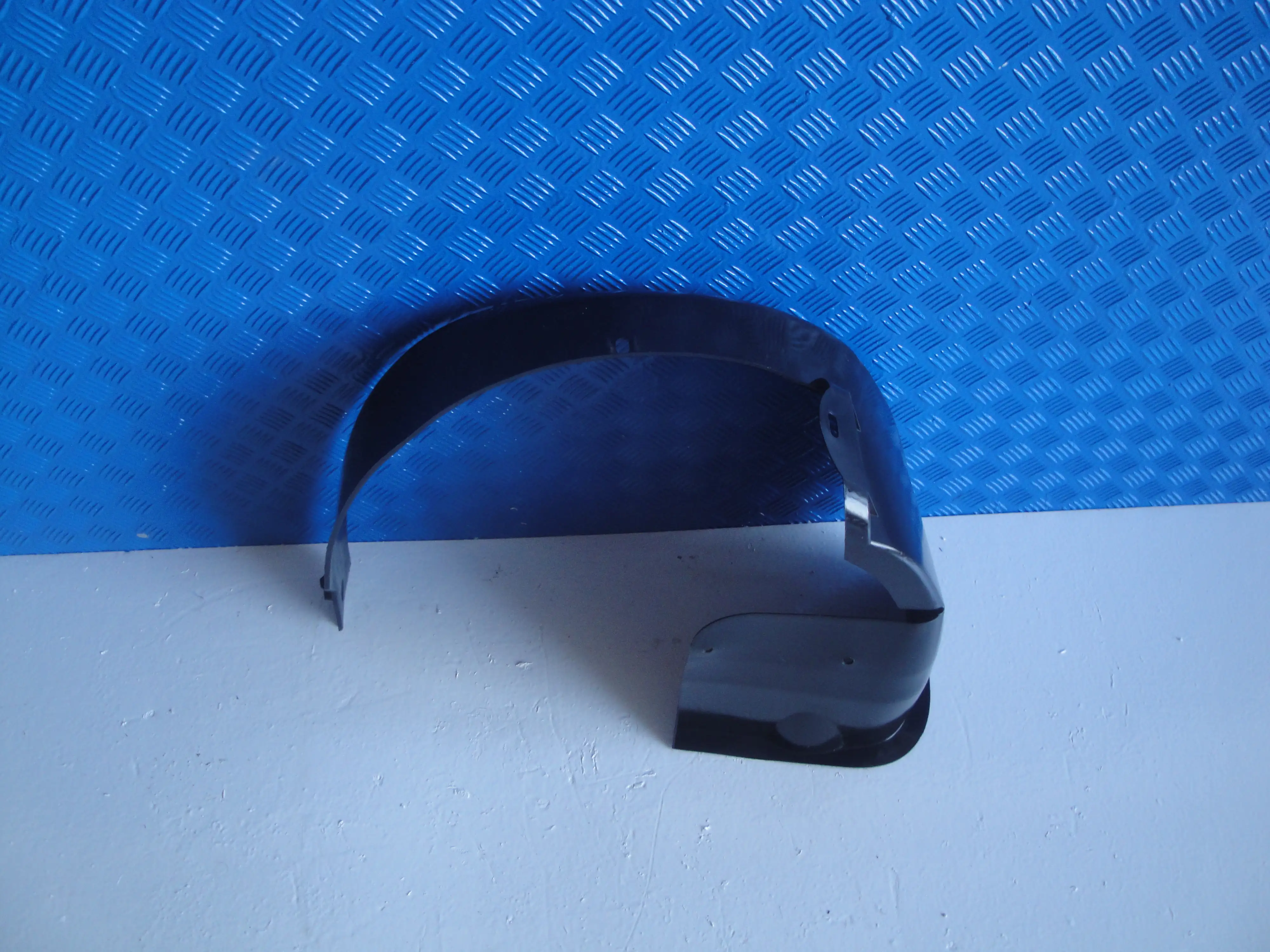 Θολος Εμπρος Αριστερα …