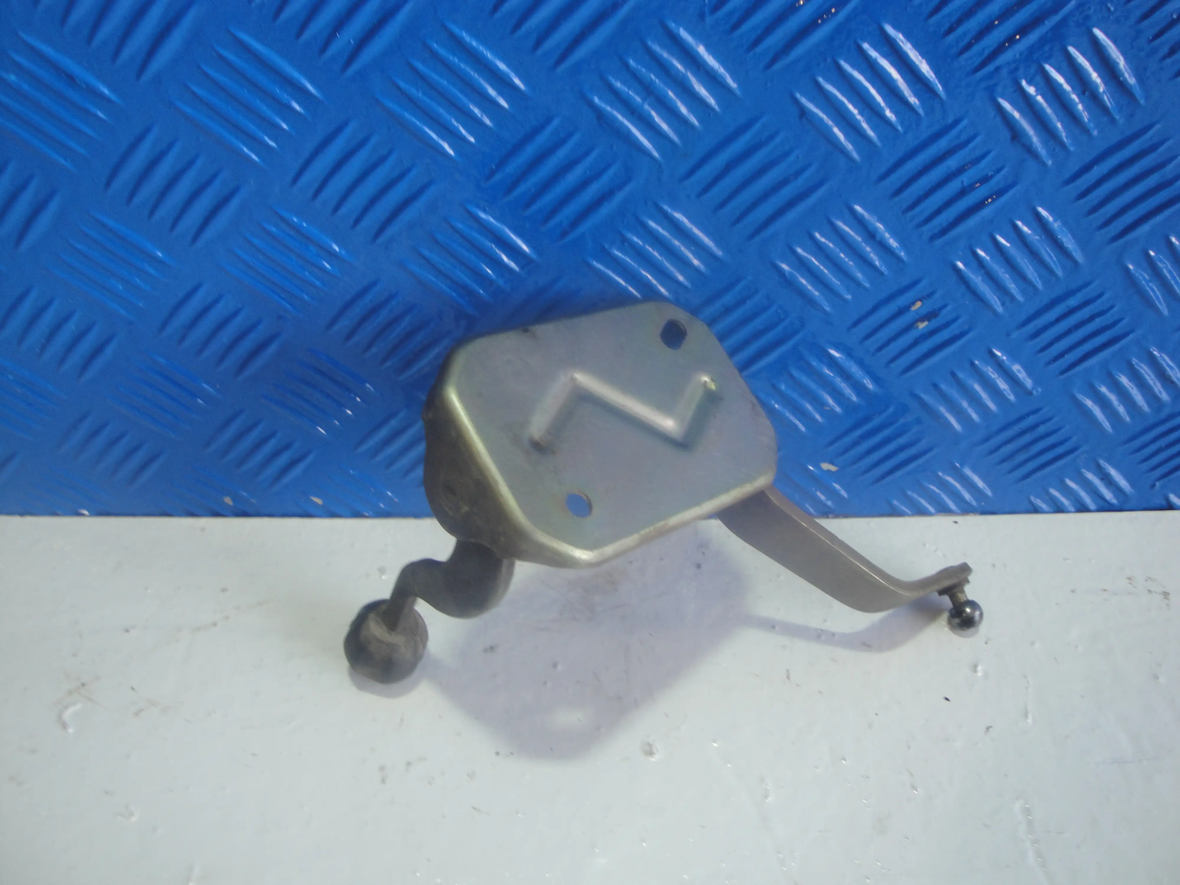 Μπαλακι επιλογεας Λεβιε …