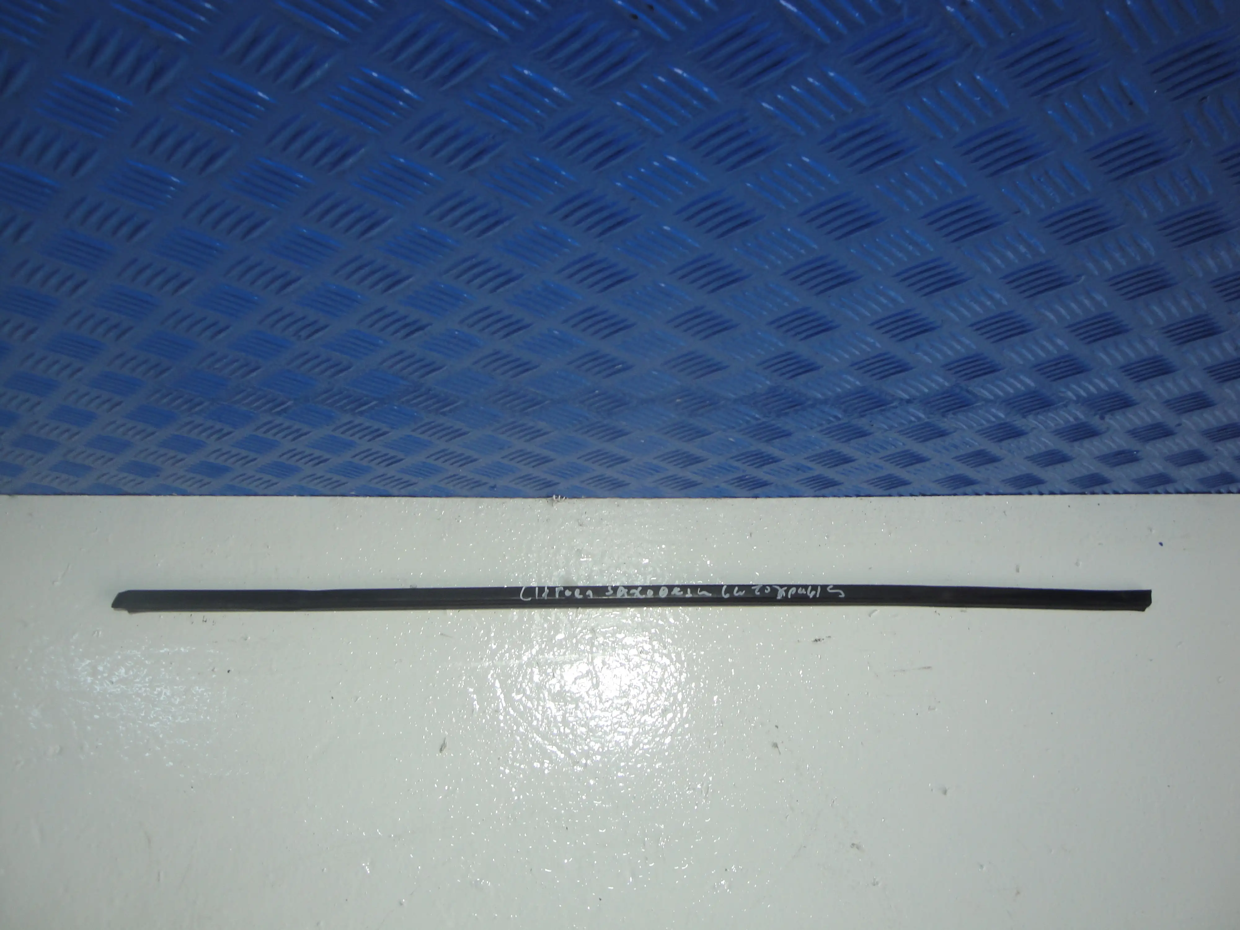 Φινιστρινι Πορτας Εμπρος …