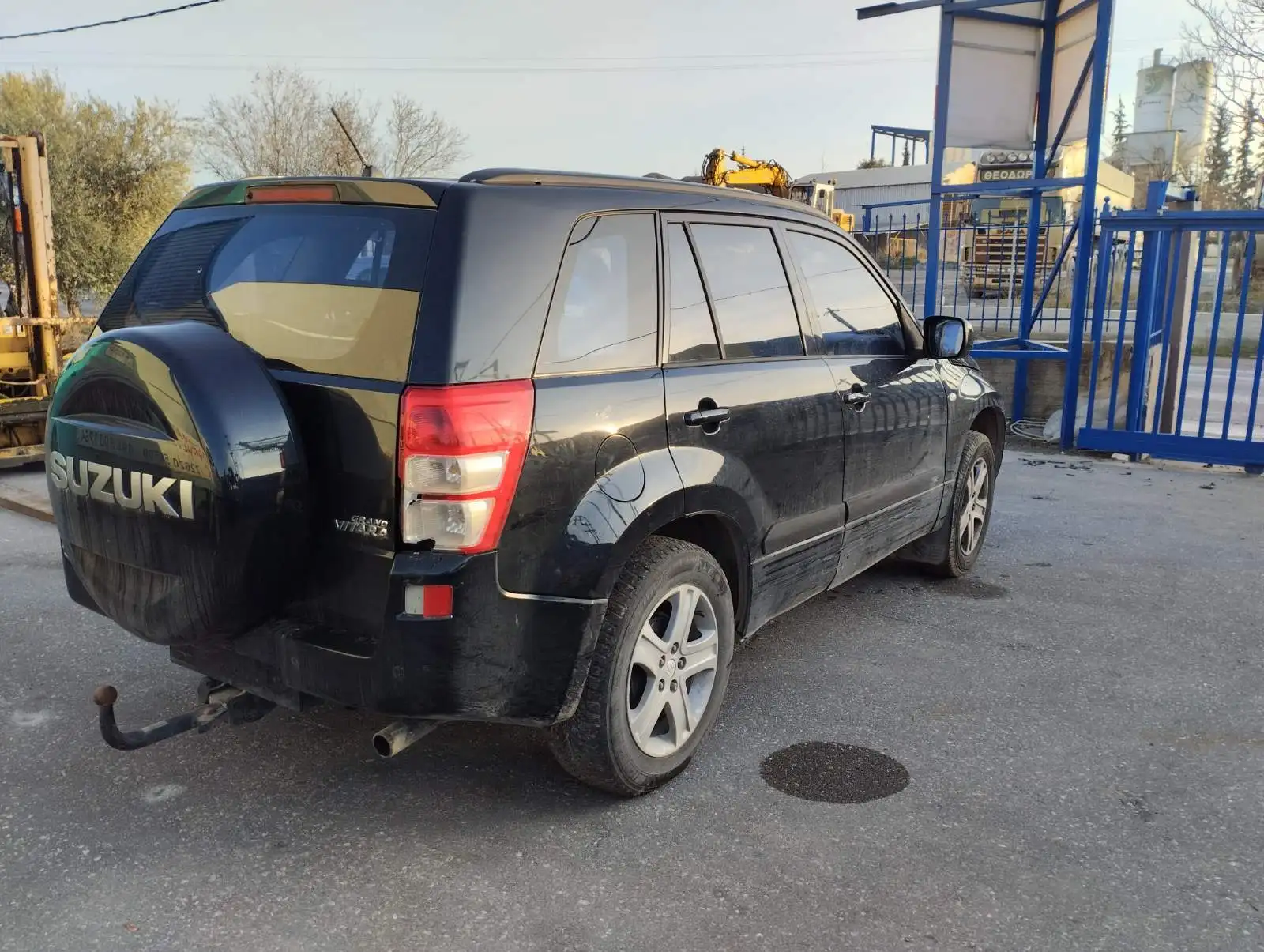 Ολόκληρο Αυτοκίνητο SUZUKI …