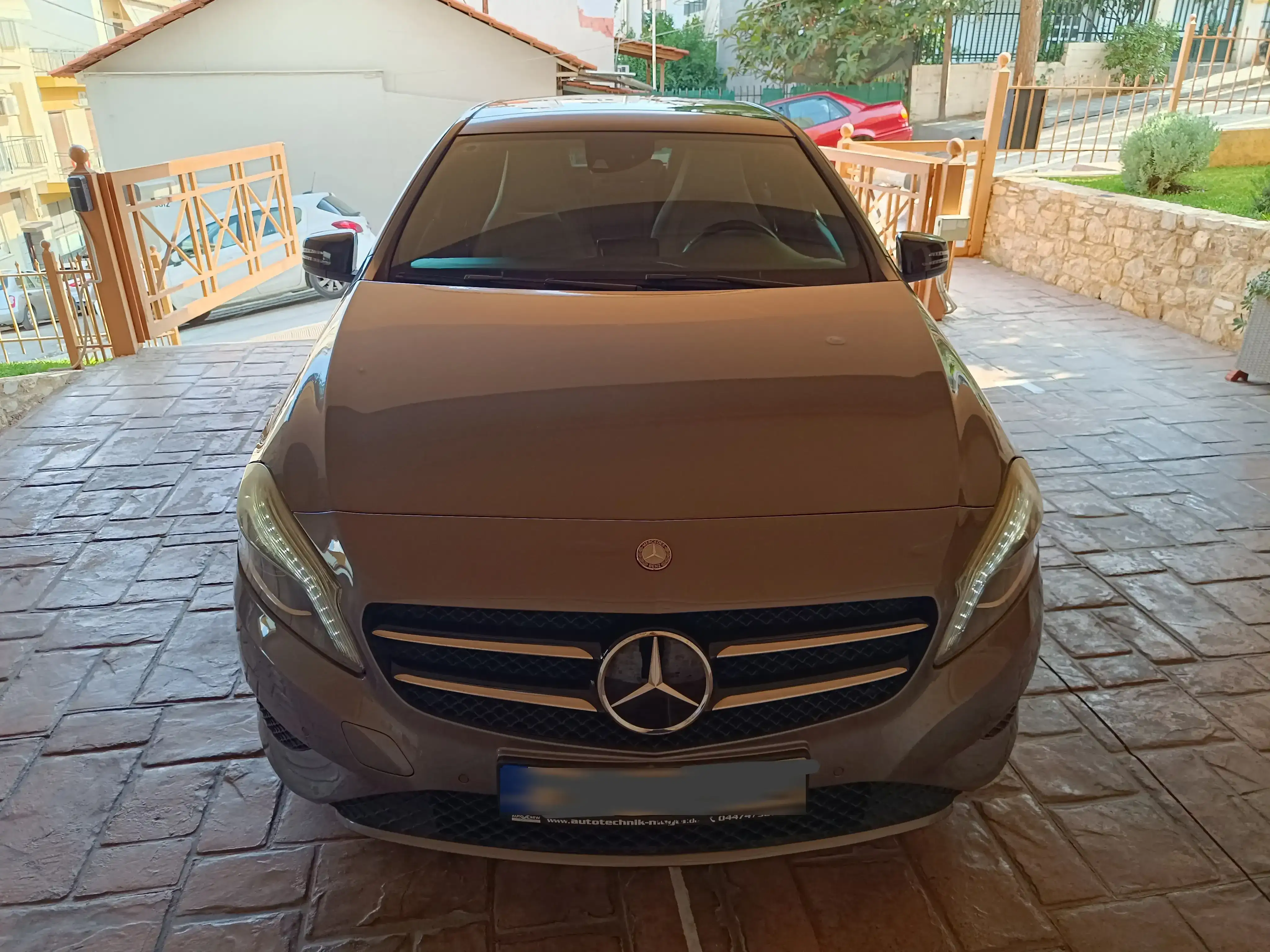 Mercedes-Benz A180 URBAN …