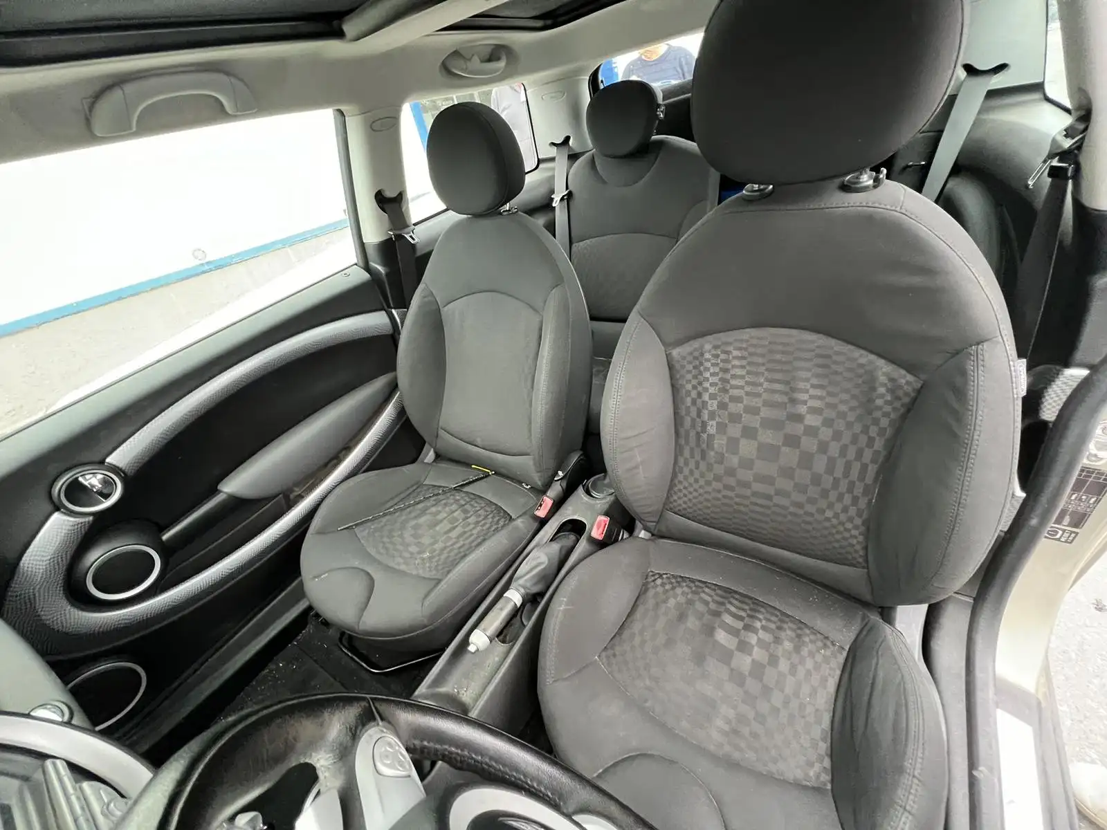 Ολόκληρο Αυτοκίνητο MINI …