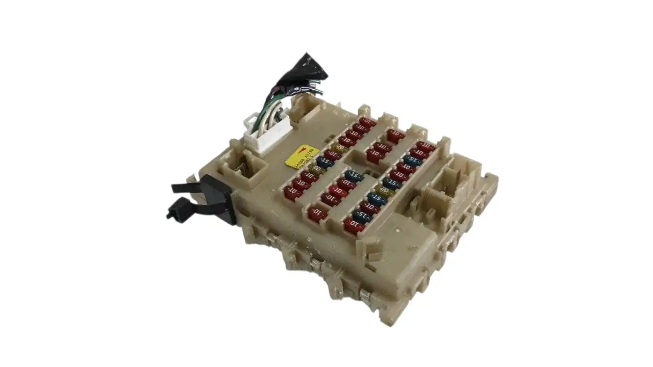 Ασφαλειοθήκη NISSAN PRIMERA …