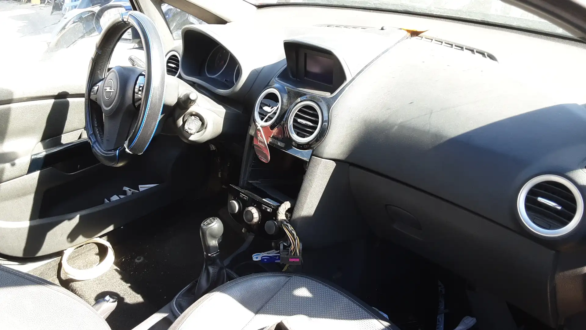 Ολόκληρο Αυτοκίνητο OPEL …