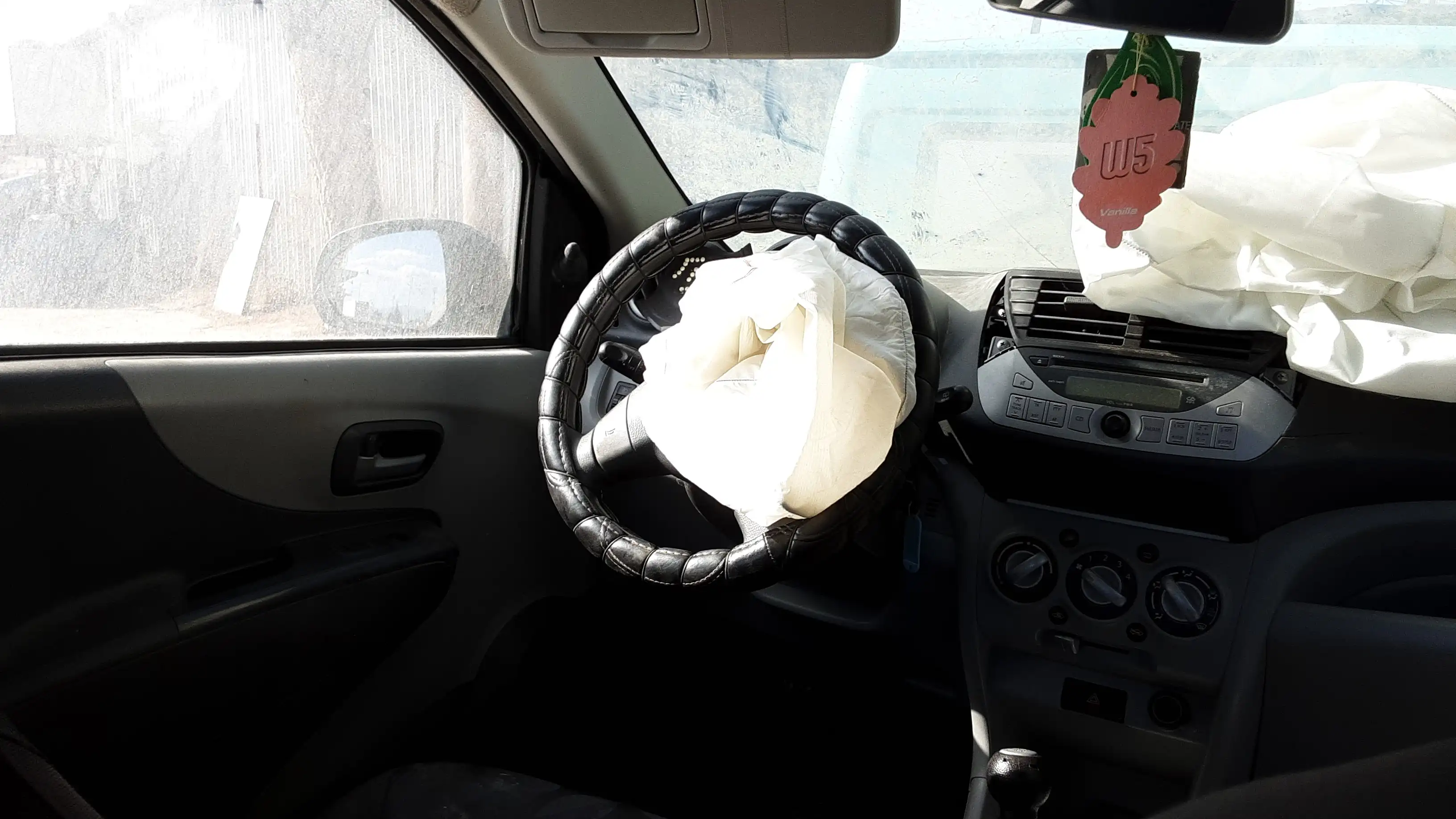 Ολόκληρο Αυτοκίνητο SUZUKI …