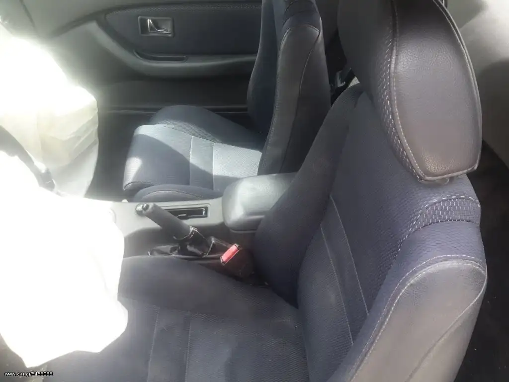 Ολόκληρο Αυτοκίνητο MG …