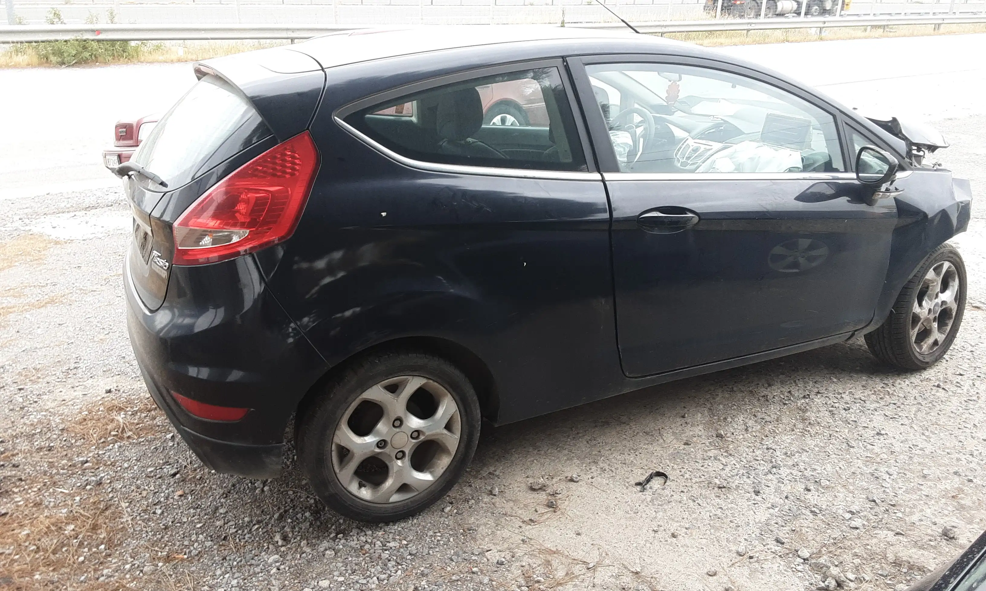 Ολόκληρο Αυτοκίνητο FORD …