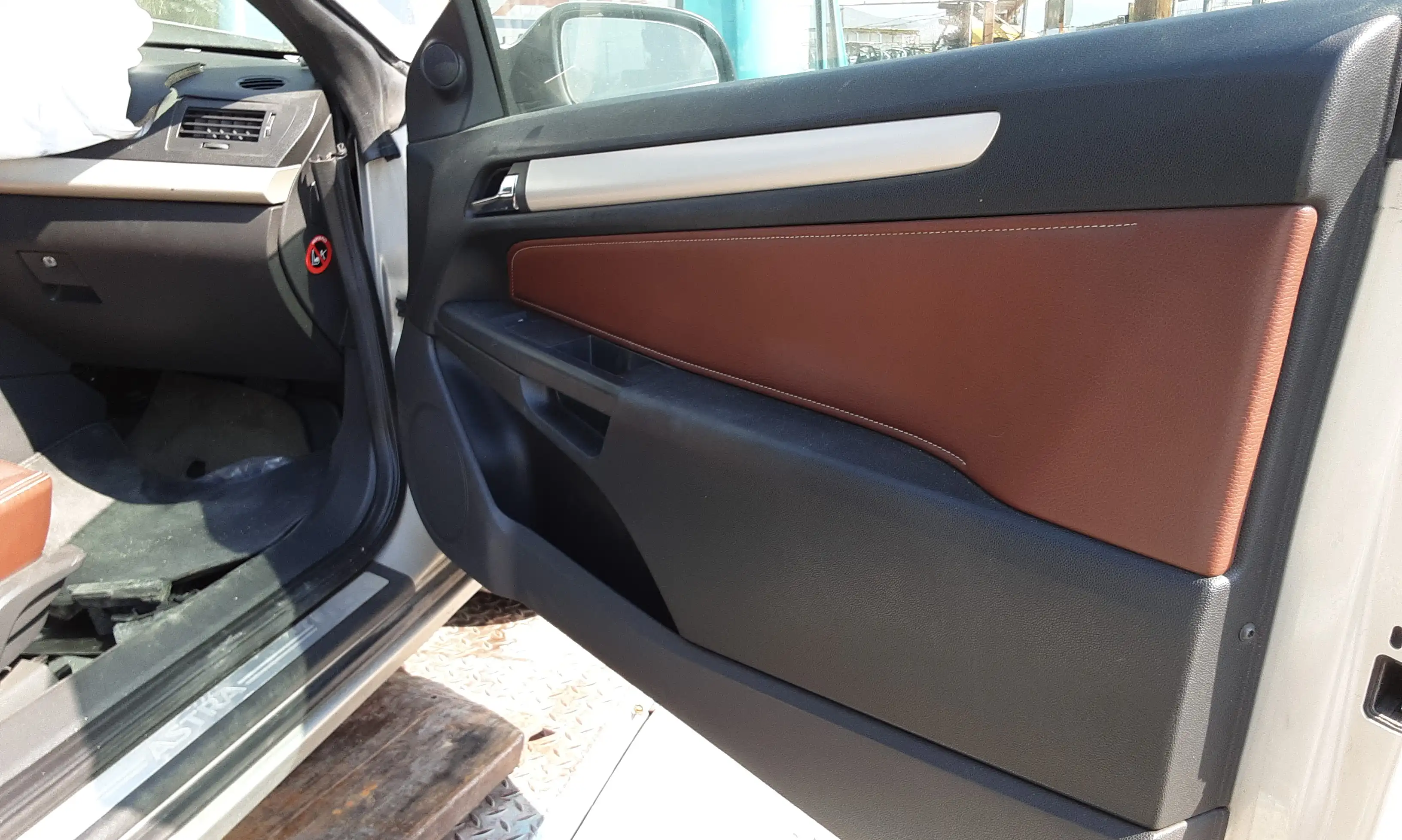 Καθίσματα OPEL ASTRA …