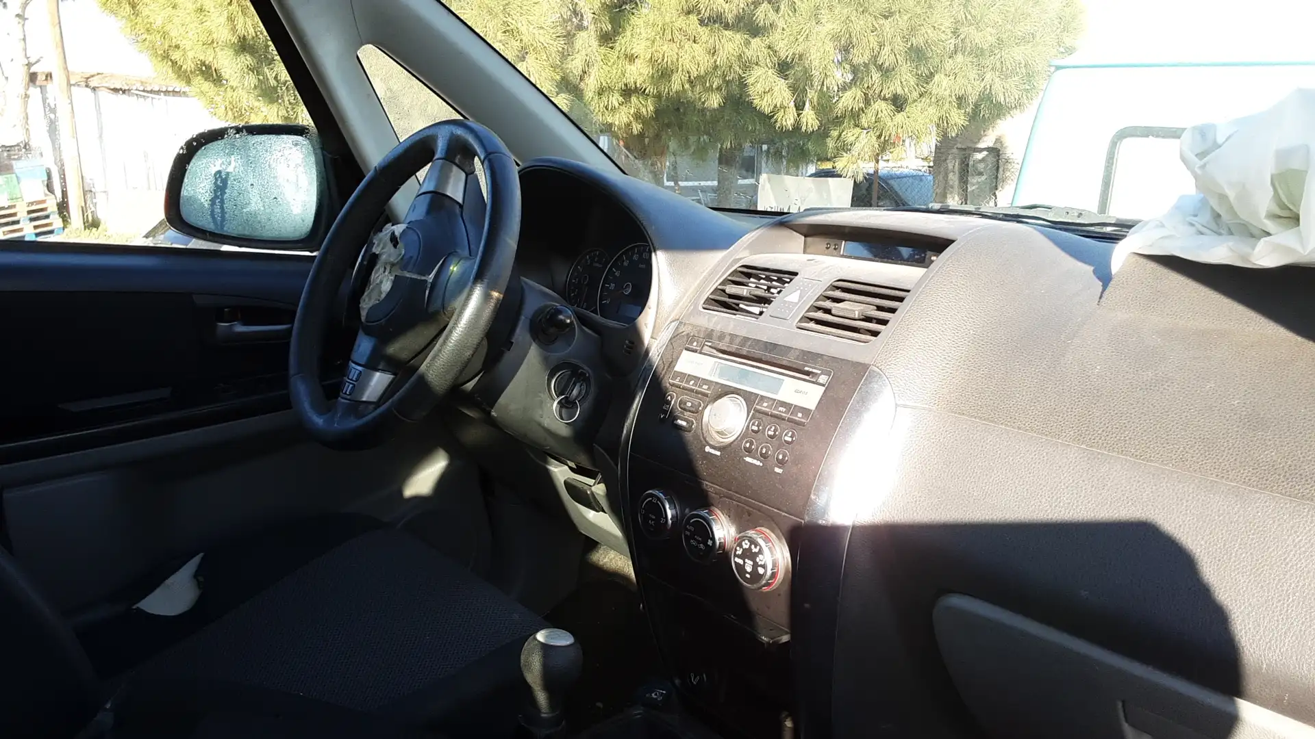 Ολόκληρο Αυτοκίνητο SUZUKI …