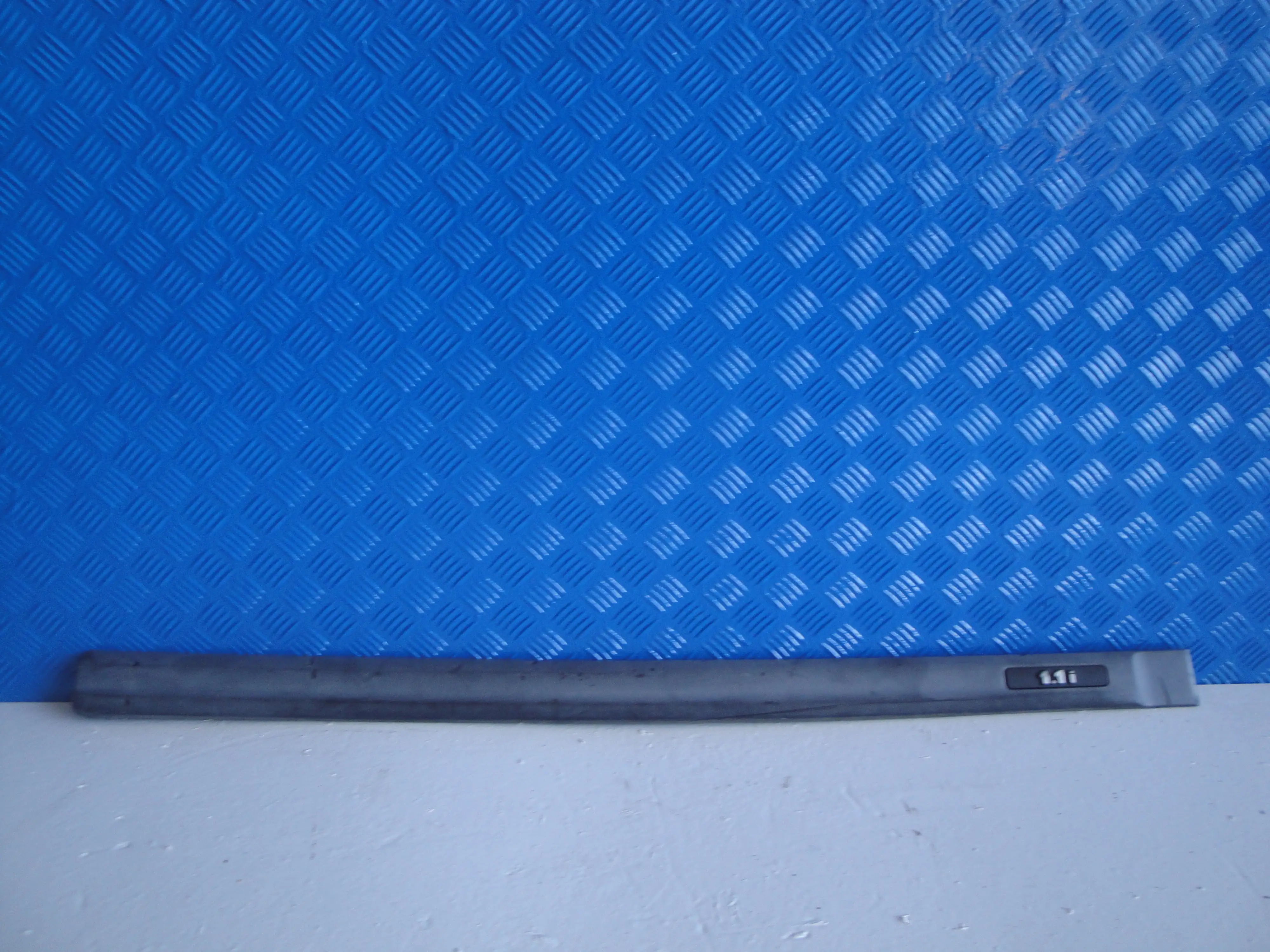 Φινιστρινι Πορτας Εμπρος …