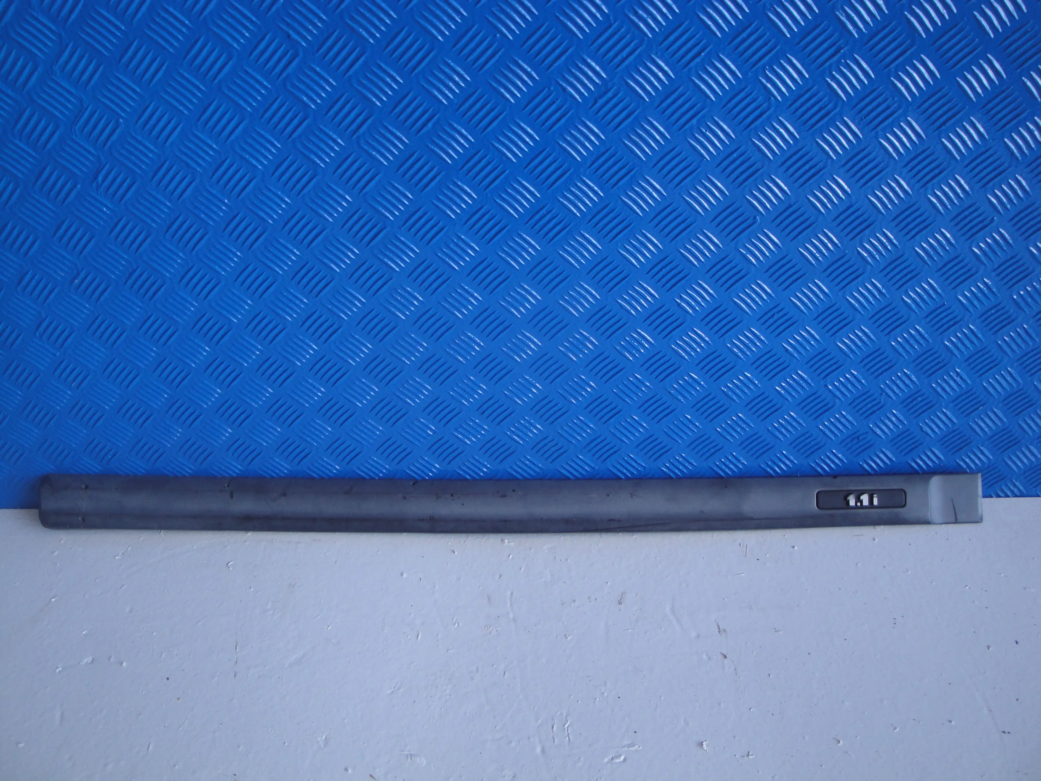 Φινιστρινι Πορτας Εμπρος …