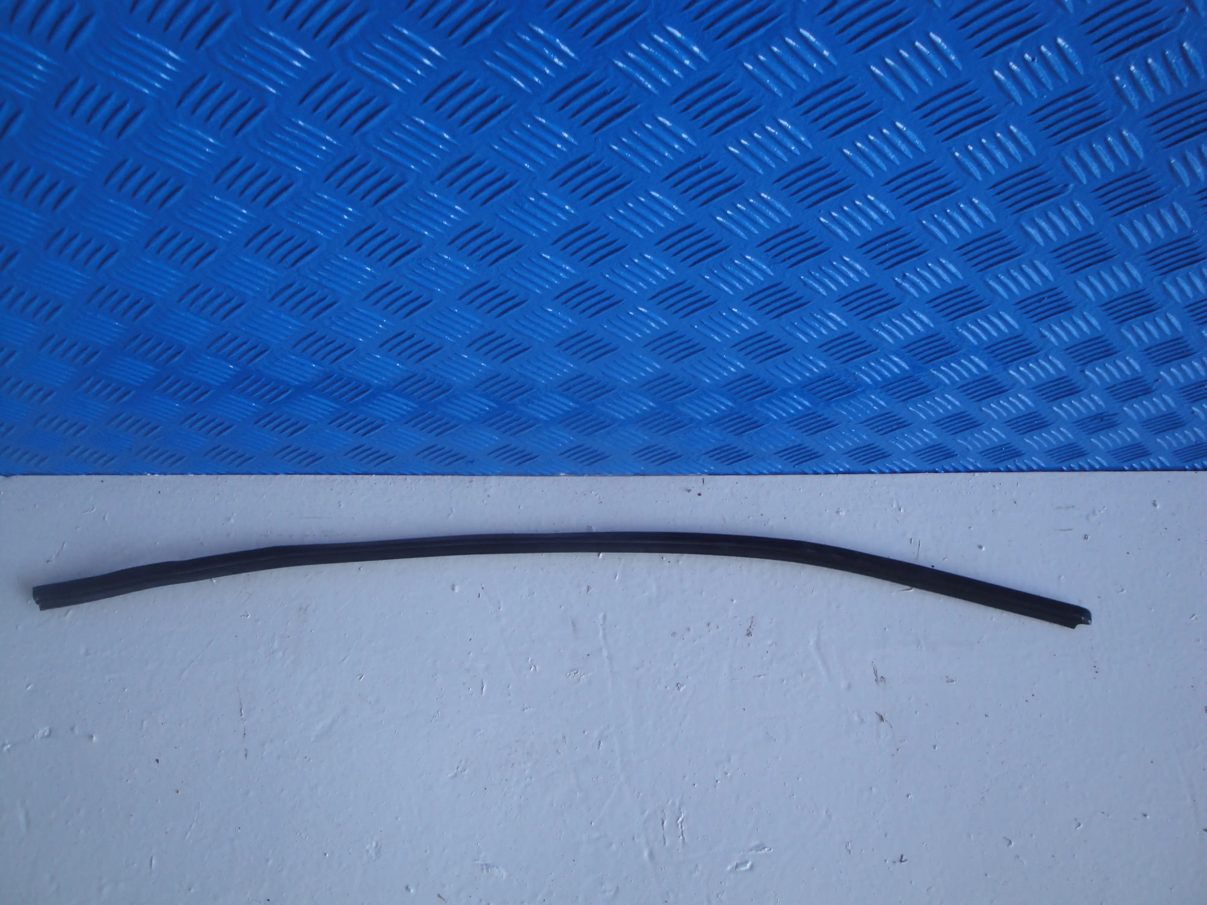 Λαστιχο Εμπρος Καπο …