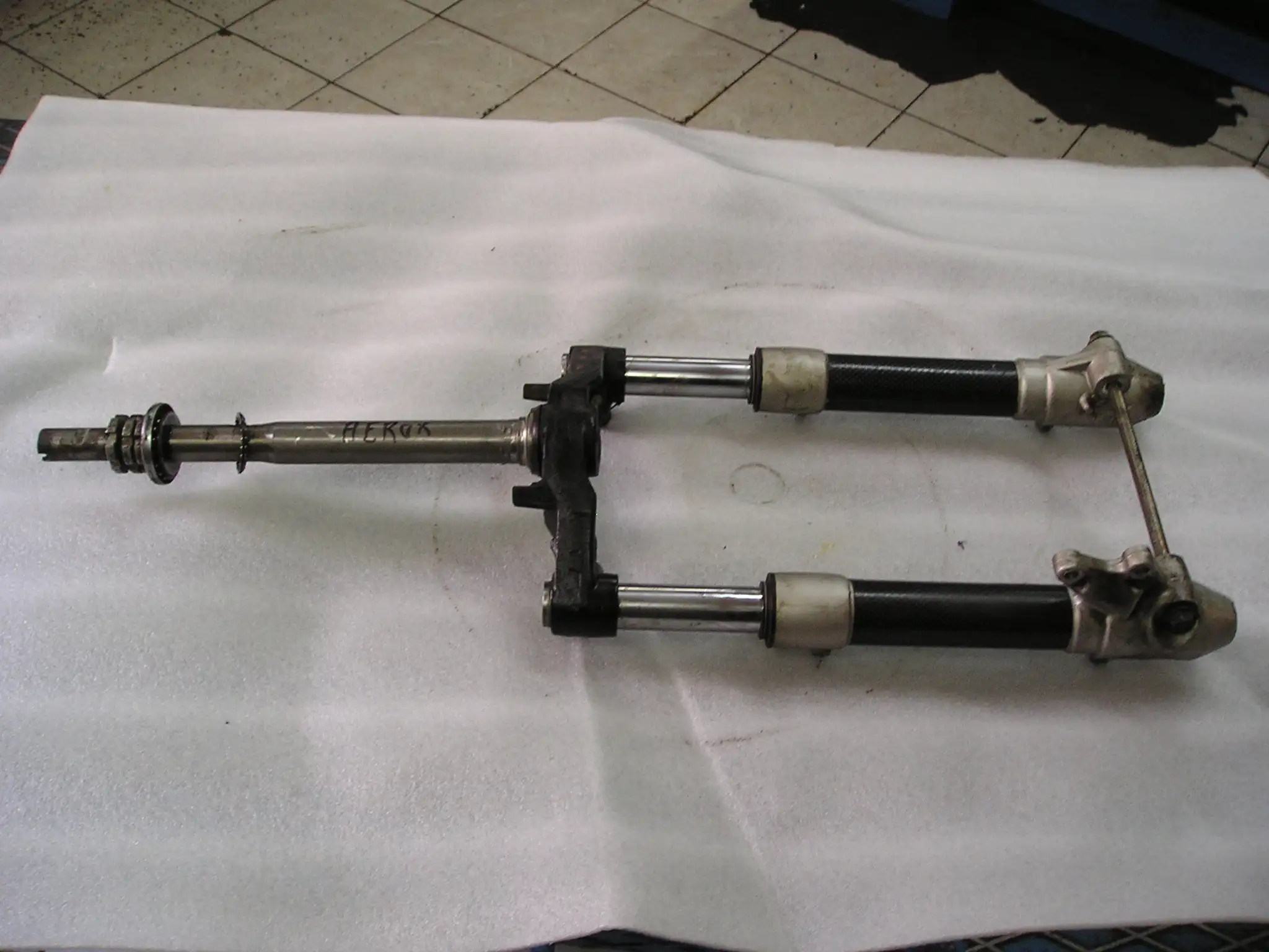 ΜΠΡΟΣΤΙΝΟ YAMAHA AEROX …