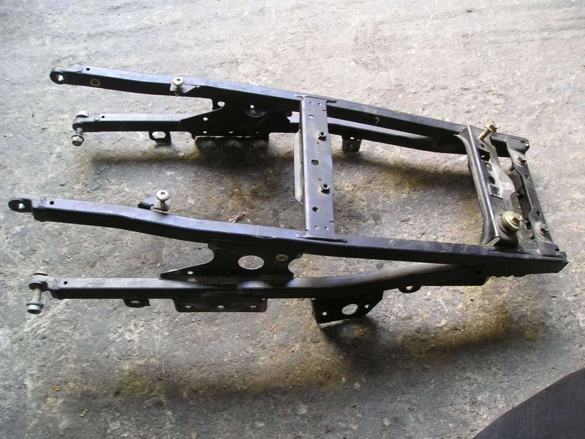 ΥΠΟΠΛΑΙΣΙΟ TRIUMPH SPRINT …