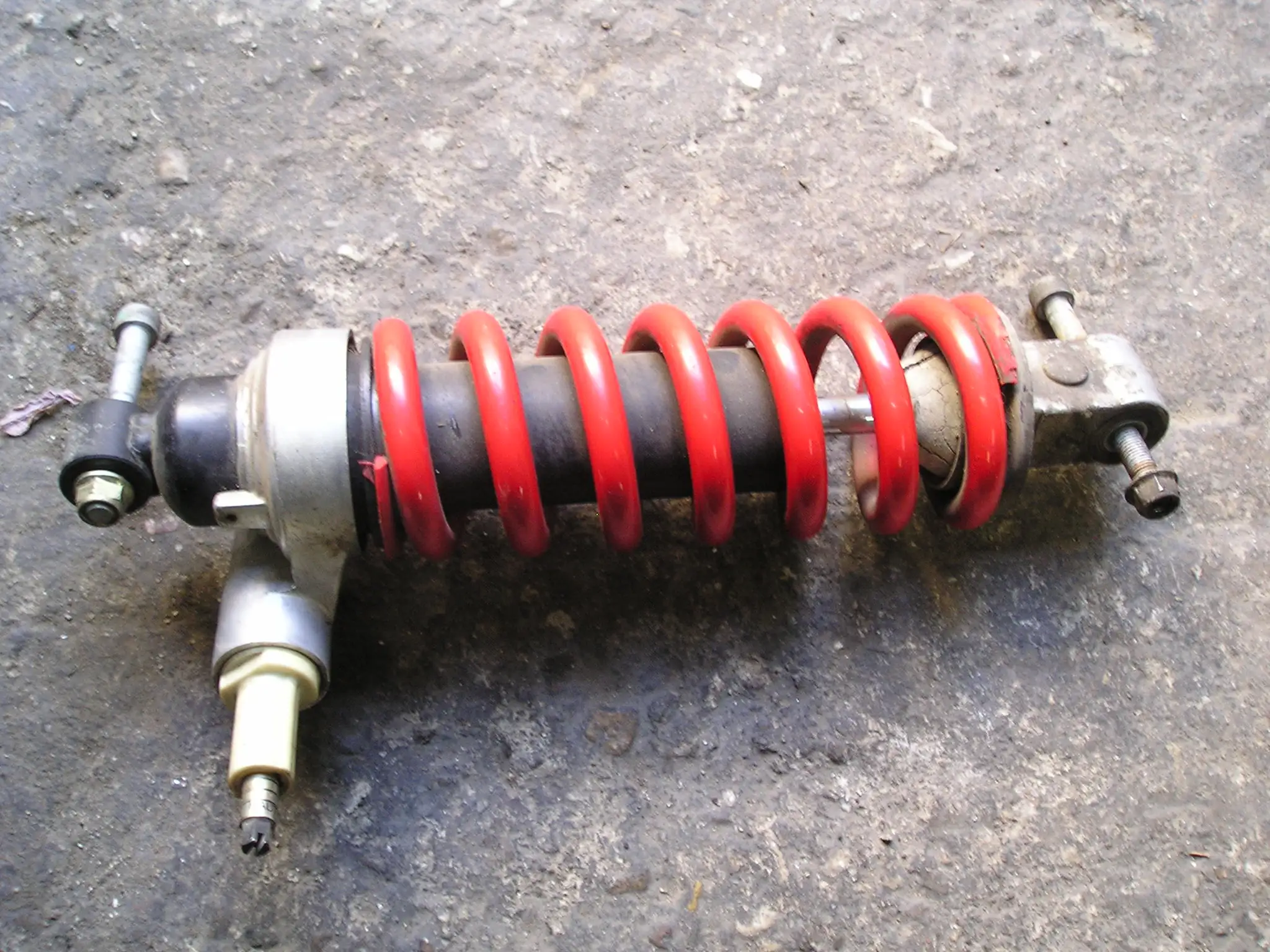 ΑΜΟΡΤΙΣΕΡ TRIUMPH SPRINT …