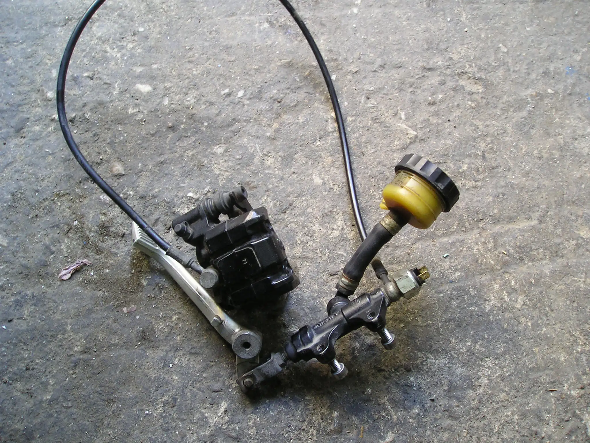 ΣΥΣΤΗΜΑ ΠΙΣΩ ΦΡΕΝΟΥ …