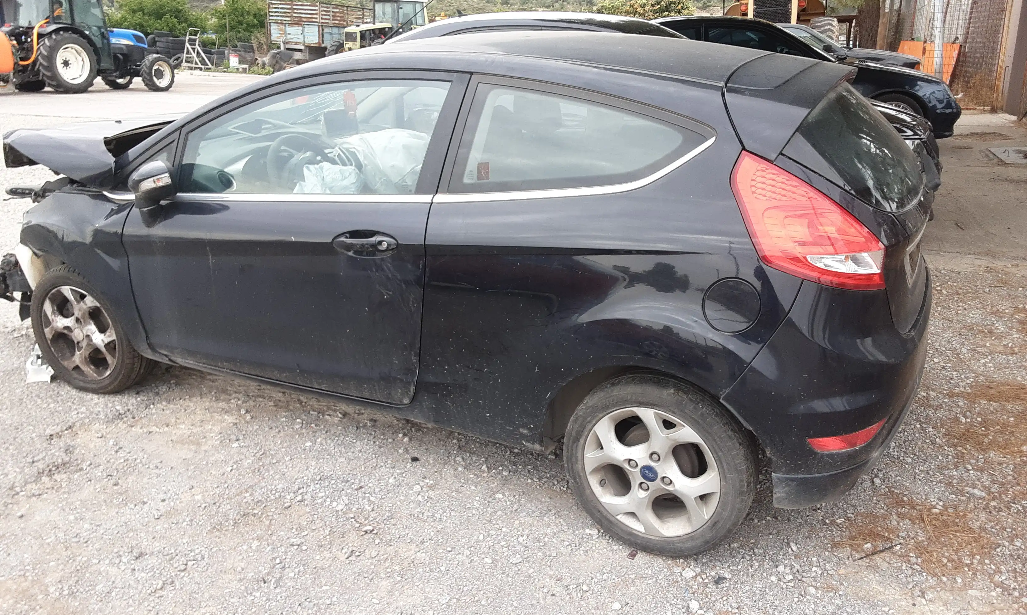 Ολόκληρο Αυτοκίνητο FORD …