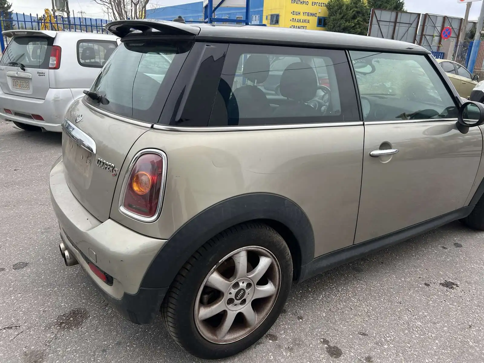 Ολόκληρο Αυτοκίνητο MINI …