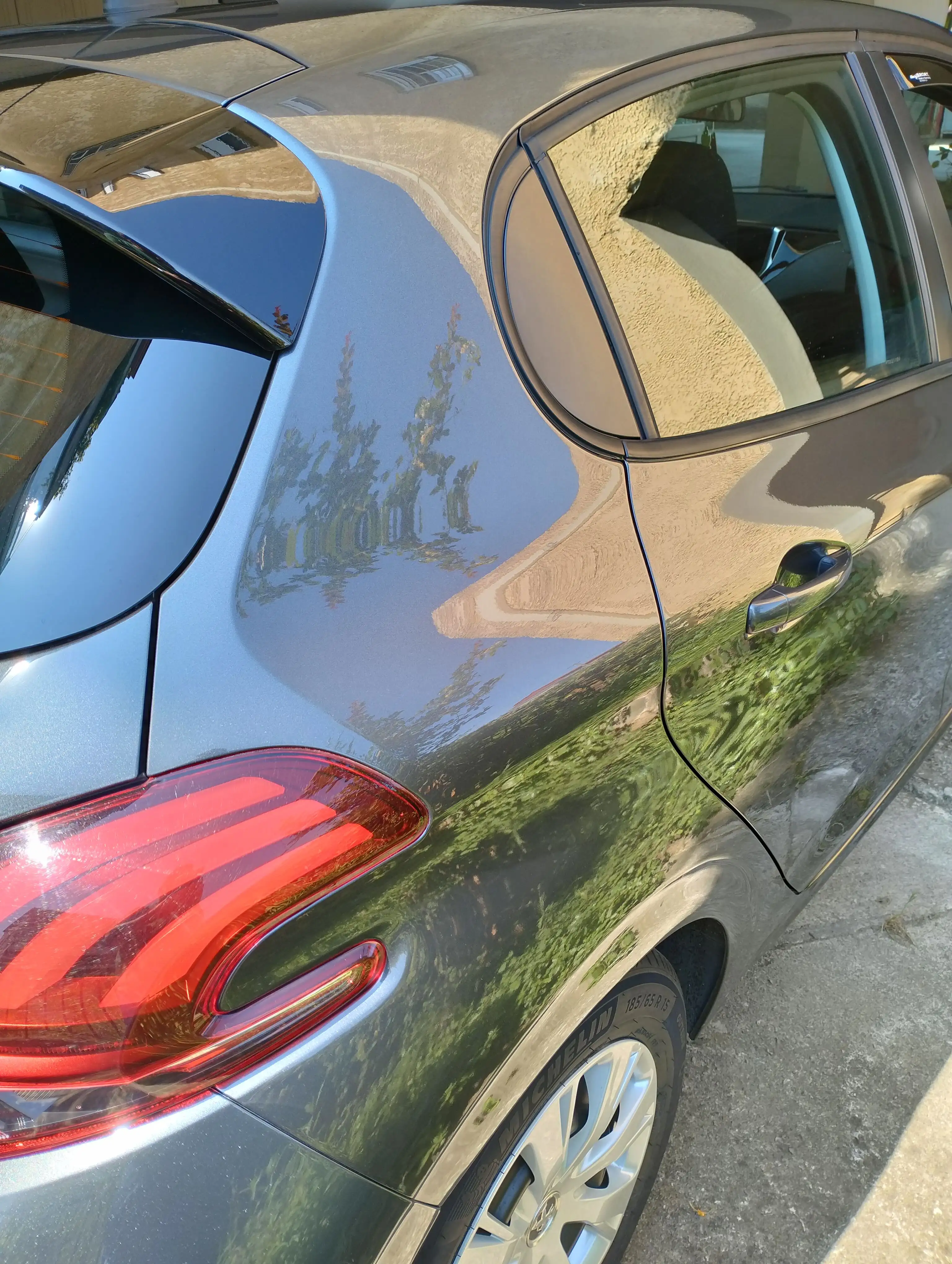 Peugeot 208 Diesel …