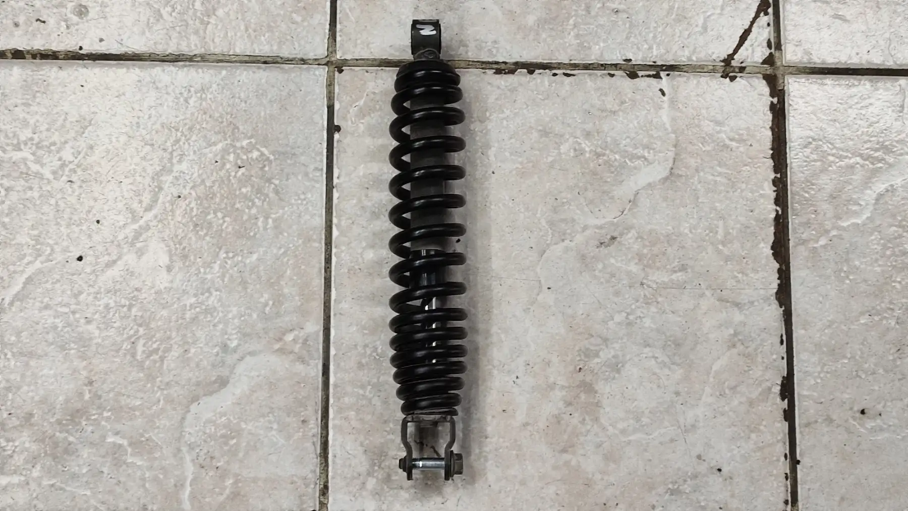 ΑΜΟΡΤΙΣΕΡ ΠΙΣΩ YAMAHA …