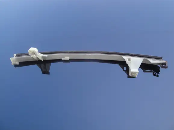 Γλυστρα Παραθυρου Εμπρος …