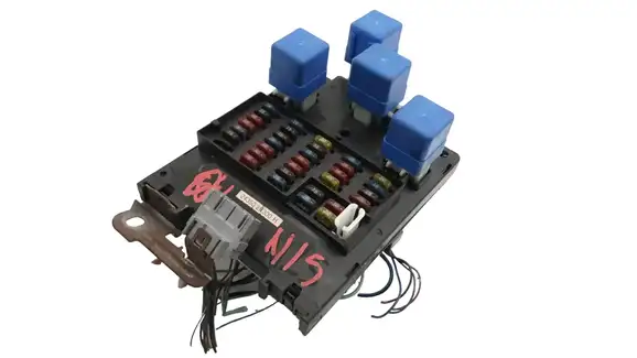 Ασφαλειοθήκη NISSAN ALMERA …