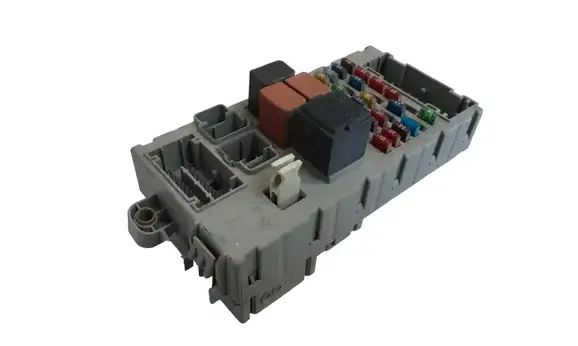 Ασφαλειοθήκη FIAT PUNTO …