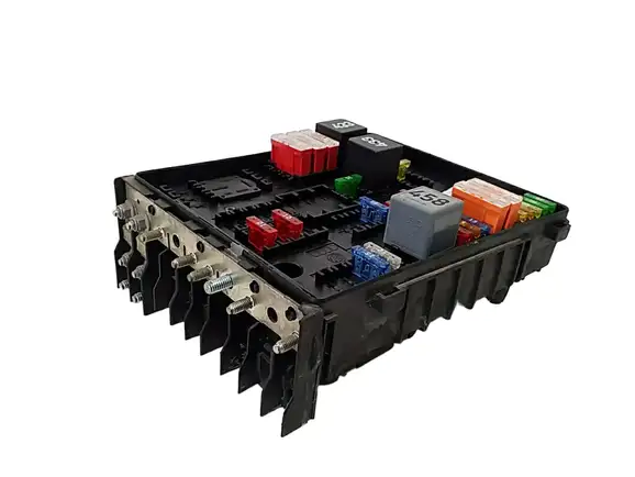 Ασφαλειοθήκη VW GOLF …