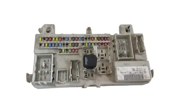 Ασφαλειοθήκη FORD FOCUS …