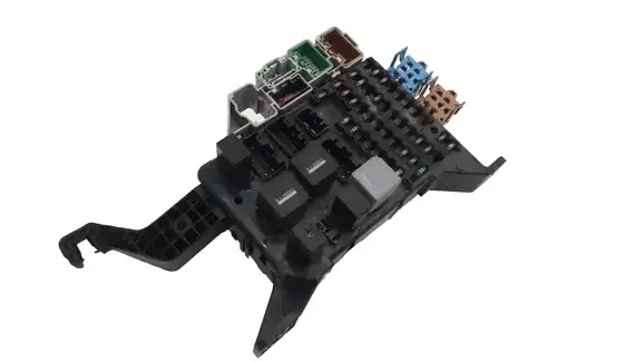 Ασφαλειοθήκη FORD MONDEO …