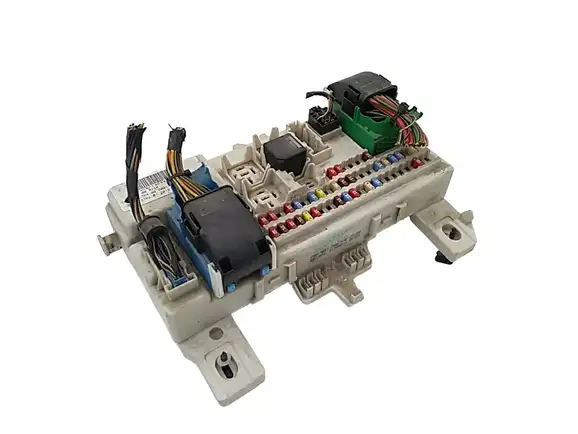 Ασφαλειοθήκη FORD FOCUS …