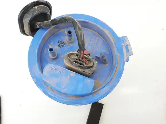 Τρόμπα Βενζίνης/Πετρελαίου VW GOLF Hatchback / 3dr 2004 - 2008 ( Mk5 ) 1.4 16V  ( BCA  ) (75 hp ) Βενζίνη #1K0919051AE