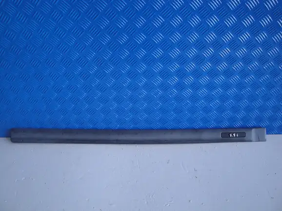 Φινιστρινι Πορτας Εμπρος …