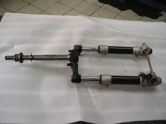 ΜΠΡΟΣΤΙΝΟ YAMAHA AEROX …