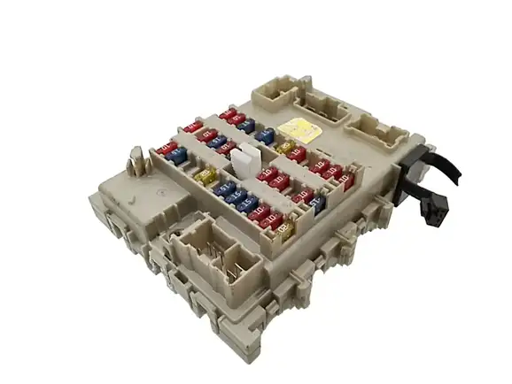 Ασφαλειοθήκη NISSAN ALMERA …